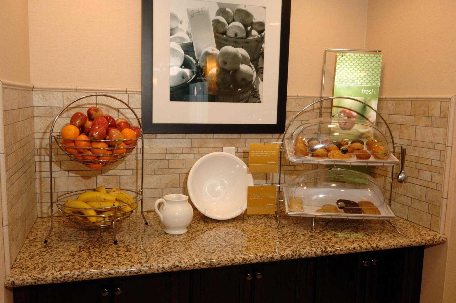 Hampton Inn Watertown photo 8