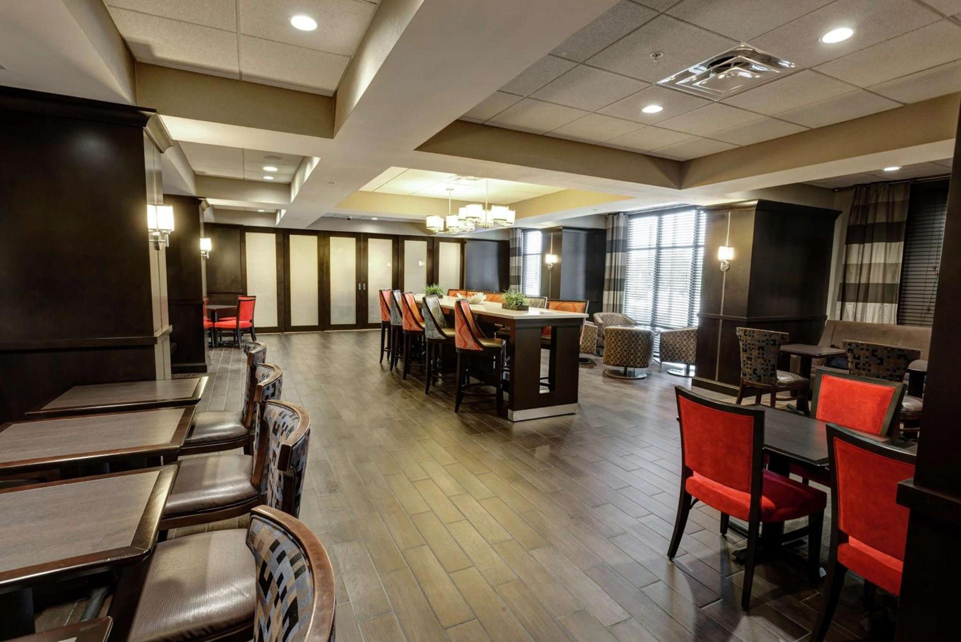 Hampton Inn Neptune photo 8