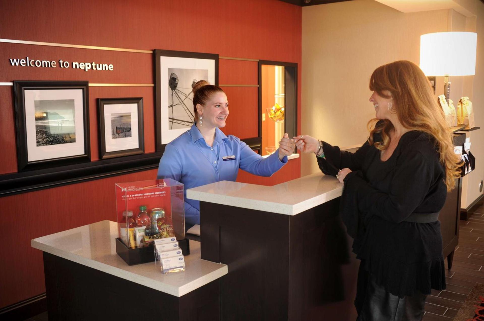 Hampton Inn Neptune photo 11