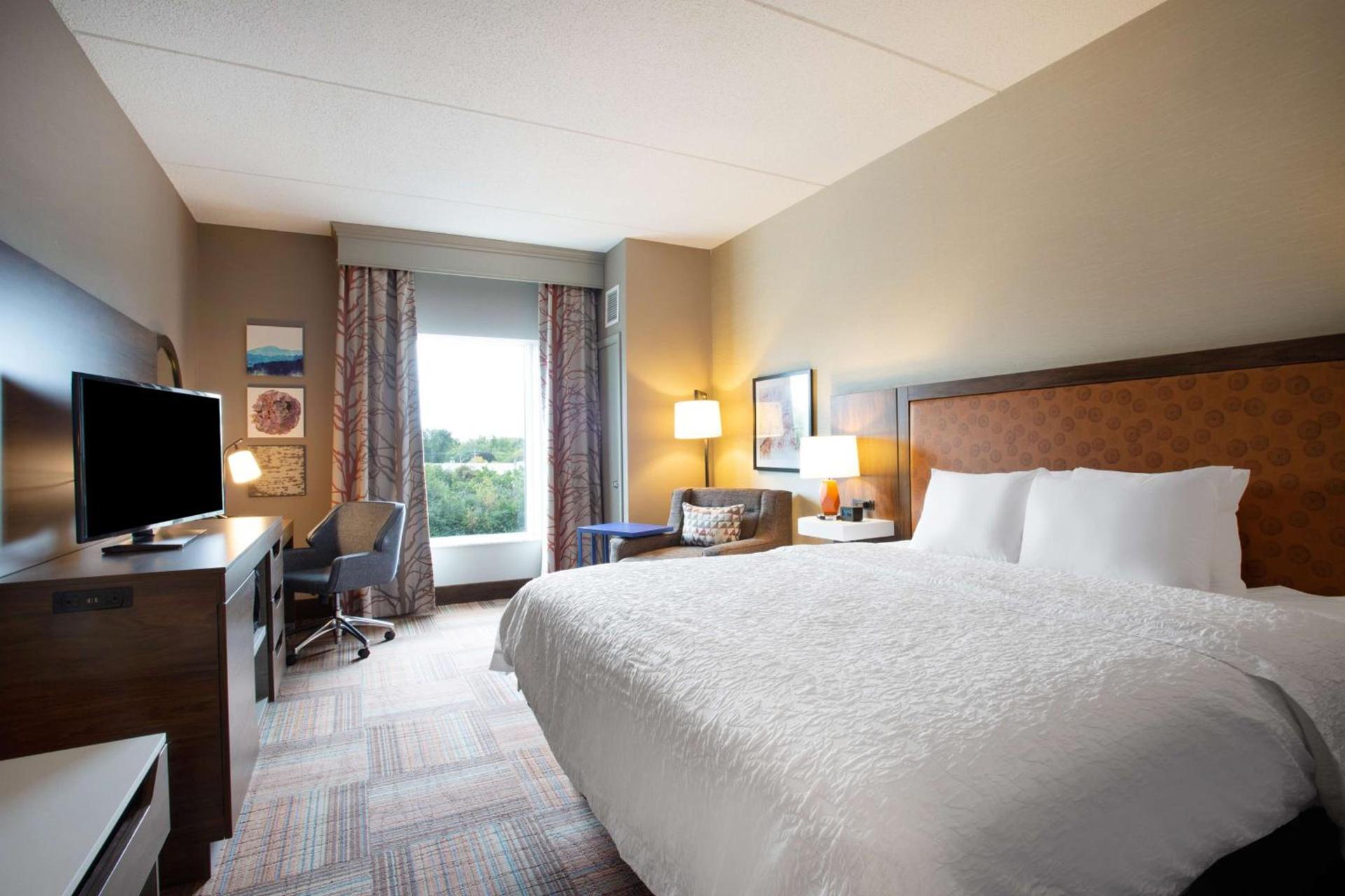 Hampton Inn Watertown photo 19
