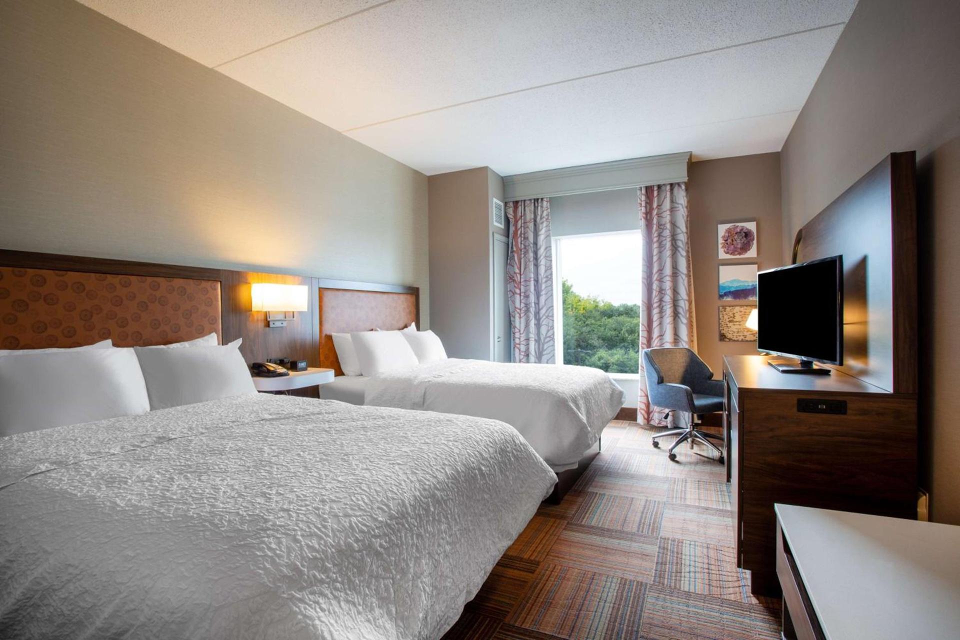 Hampton Inn Watertown photo 21
