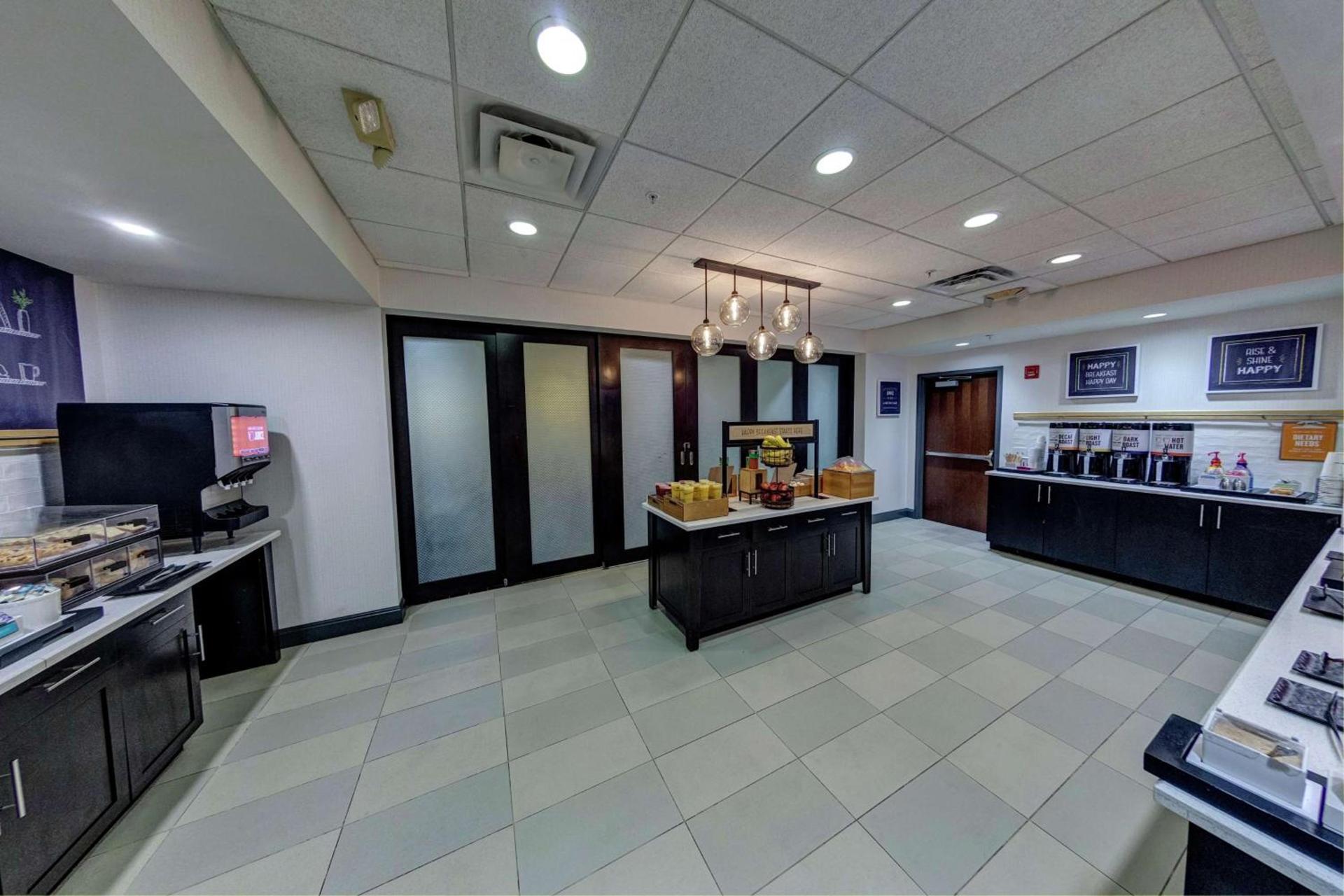 Hampton Inn Neptune photo 15