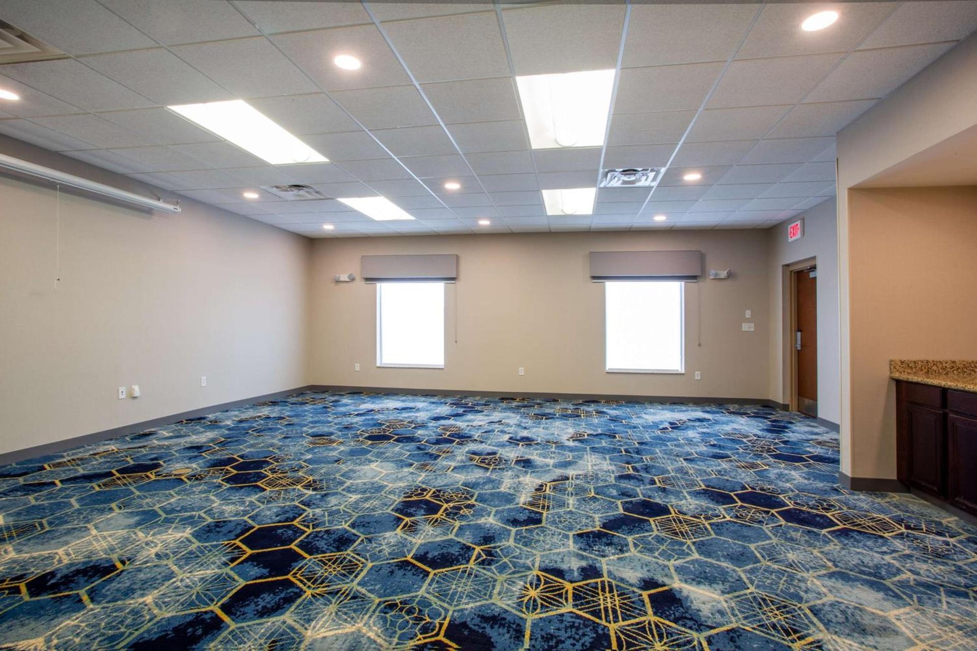 Hampton Inn Watertown photo 25