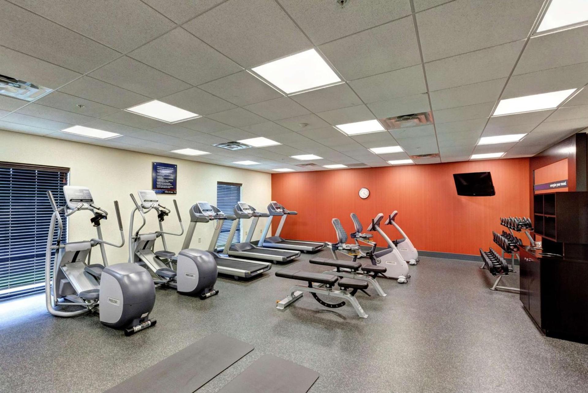 Hampton Inn Neptune photo 21