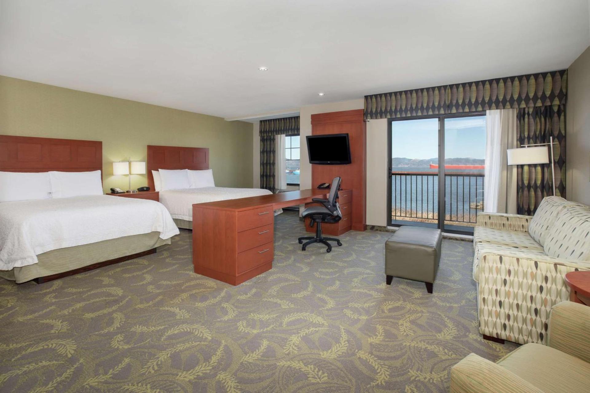 Hampton Inn & Suites Astoria photo 50