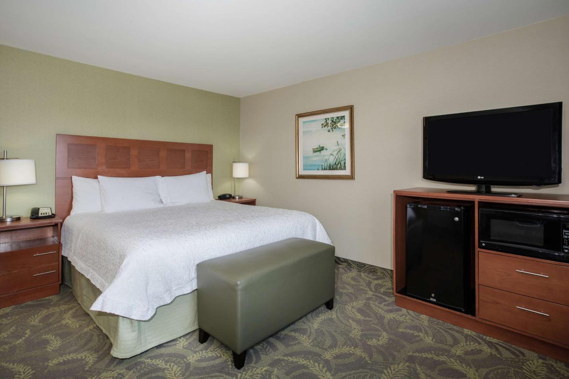 Hampton Inn & Suites Astoria photo 66
