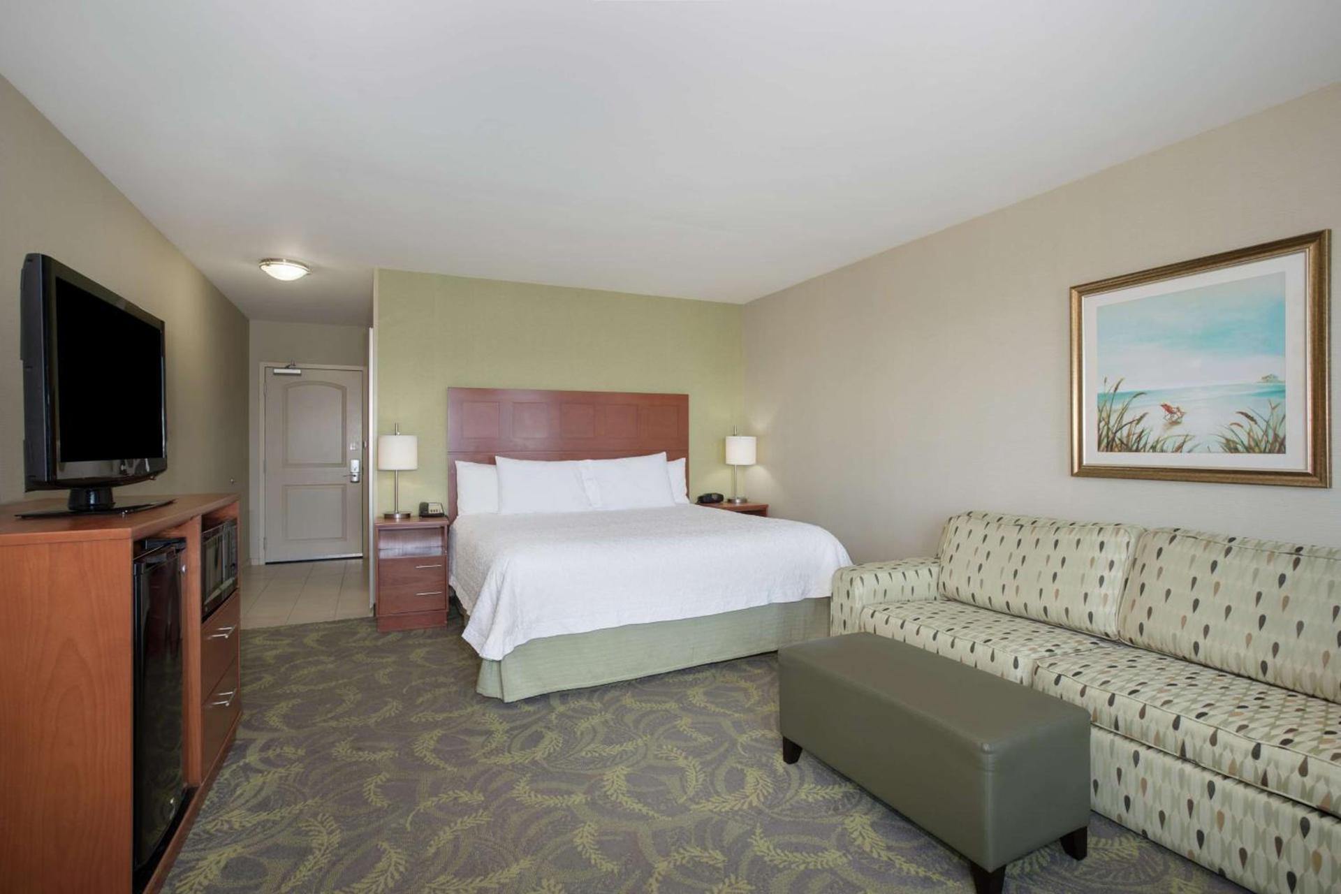 Hampton Inn & Suites Astoria photo 68
