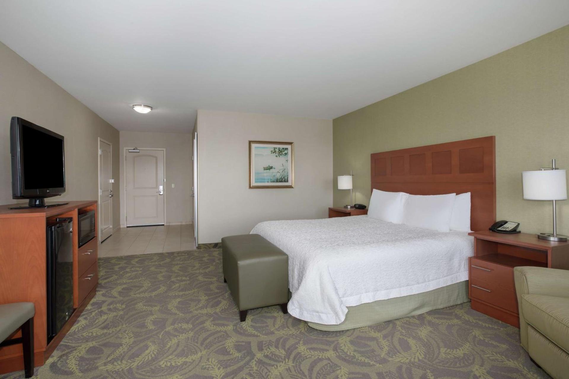 Hampton Inn & Suites Astoria photo 70