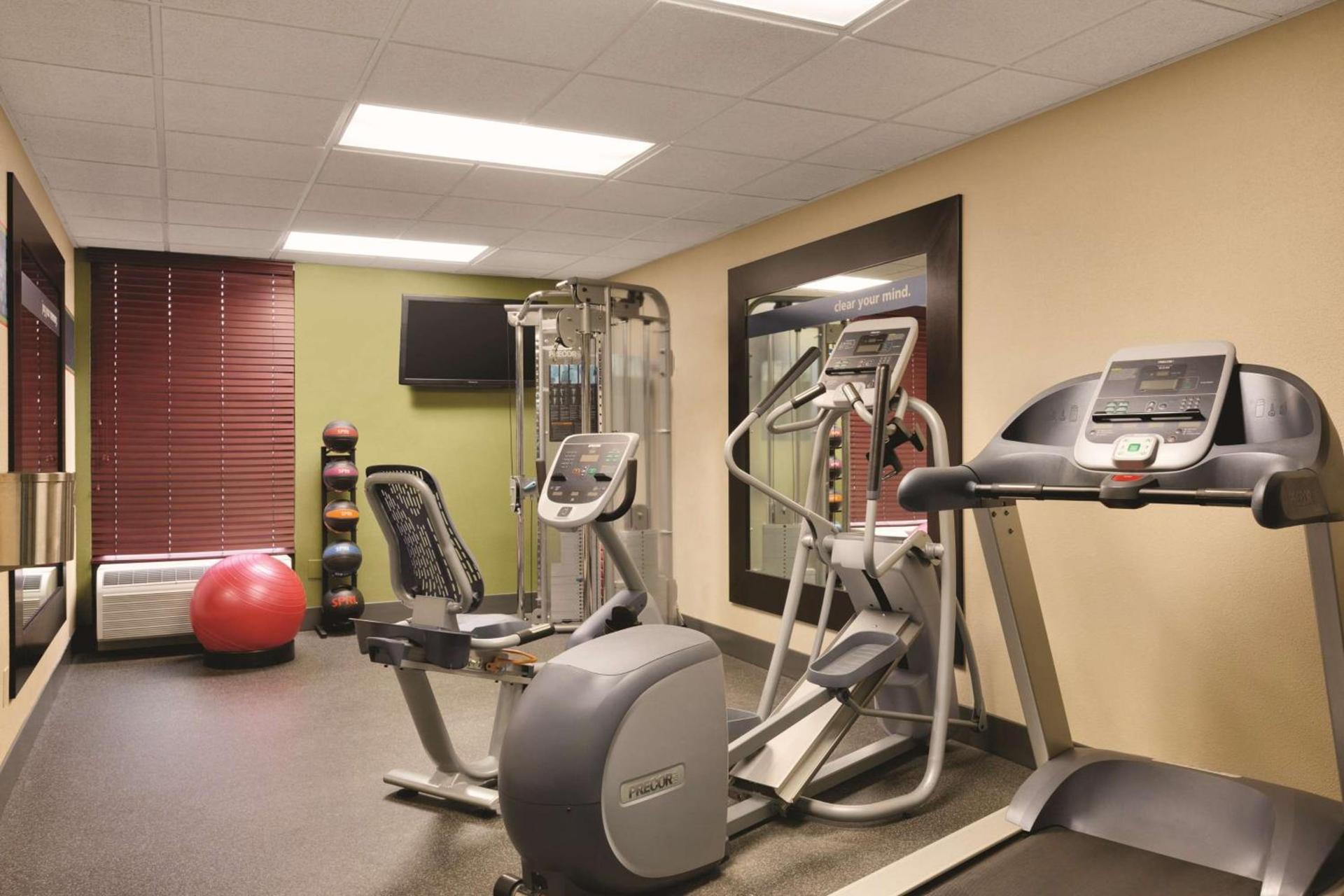Hampton Inn Atlanta-Buckhead photo 16