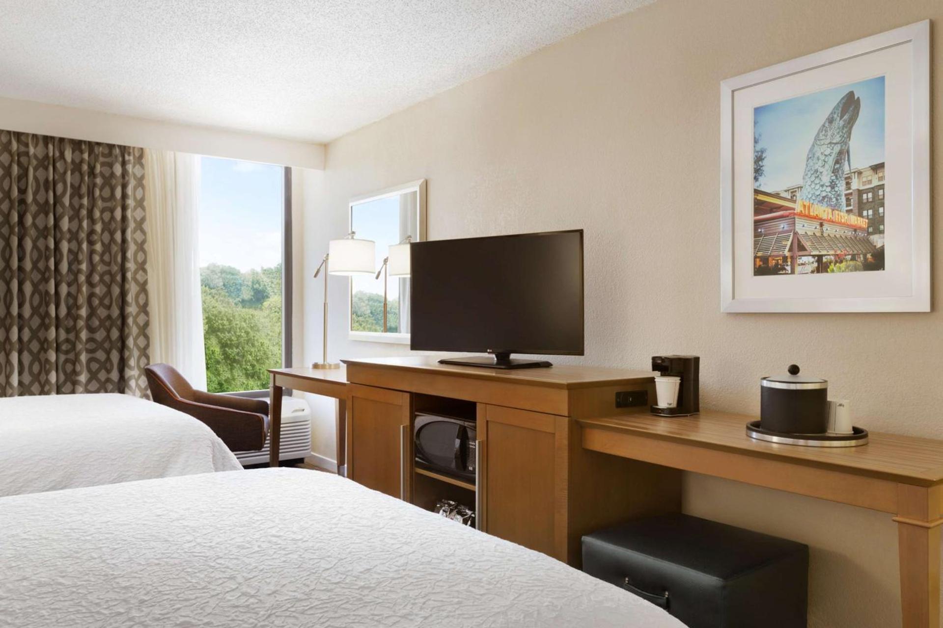 Hampton Inn Atlanta-Buckhead photo 22