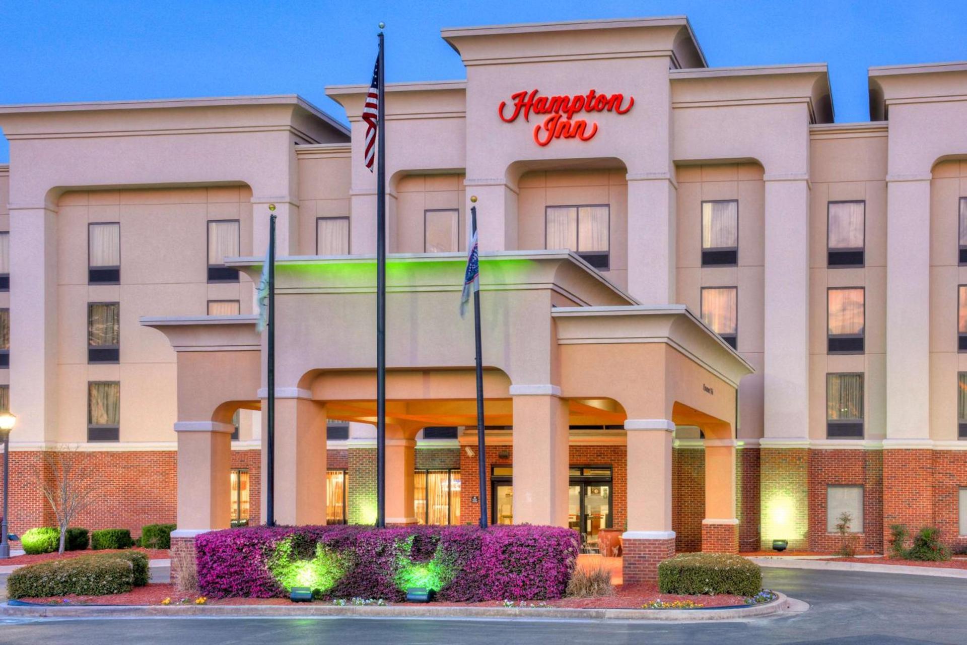 Hampton Inn Atlanta-Fairburn photo 2