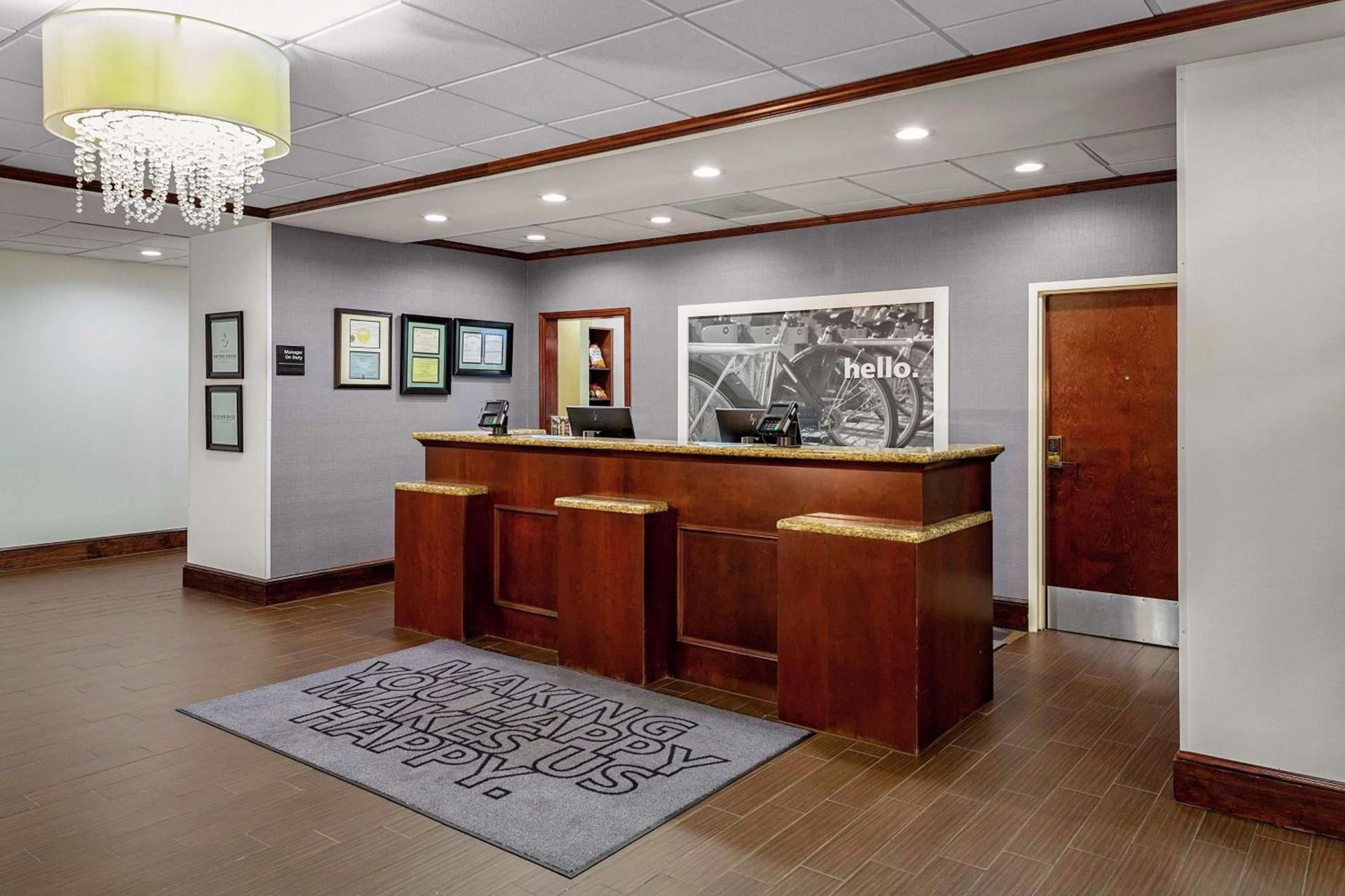 Hampton Inn Atlanta-Fairburn photo 5