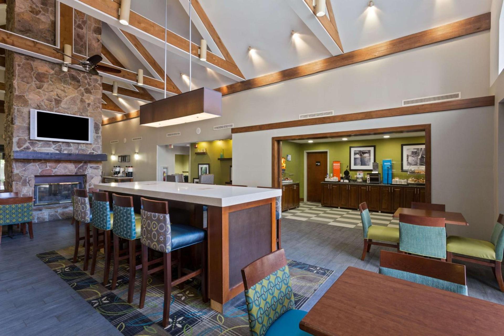 Hampton Inn & Suites Atlanta/Duluth/Gwinnett photo 11