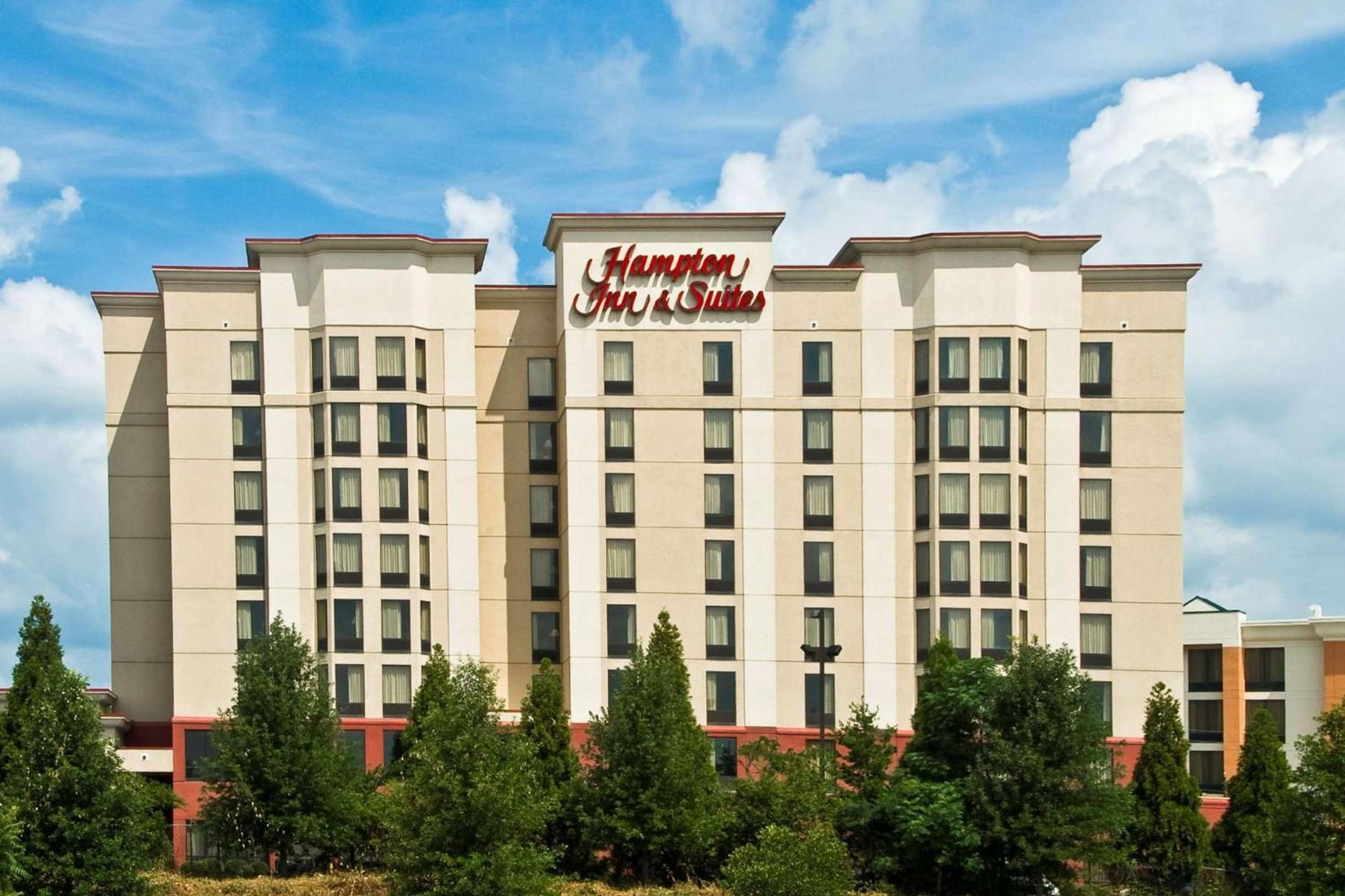 Hampton Inn & Suites-Atlanta Airport North-I-85 photo 1