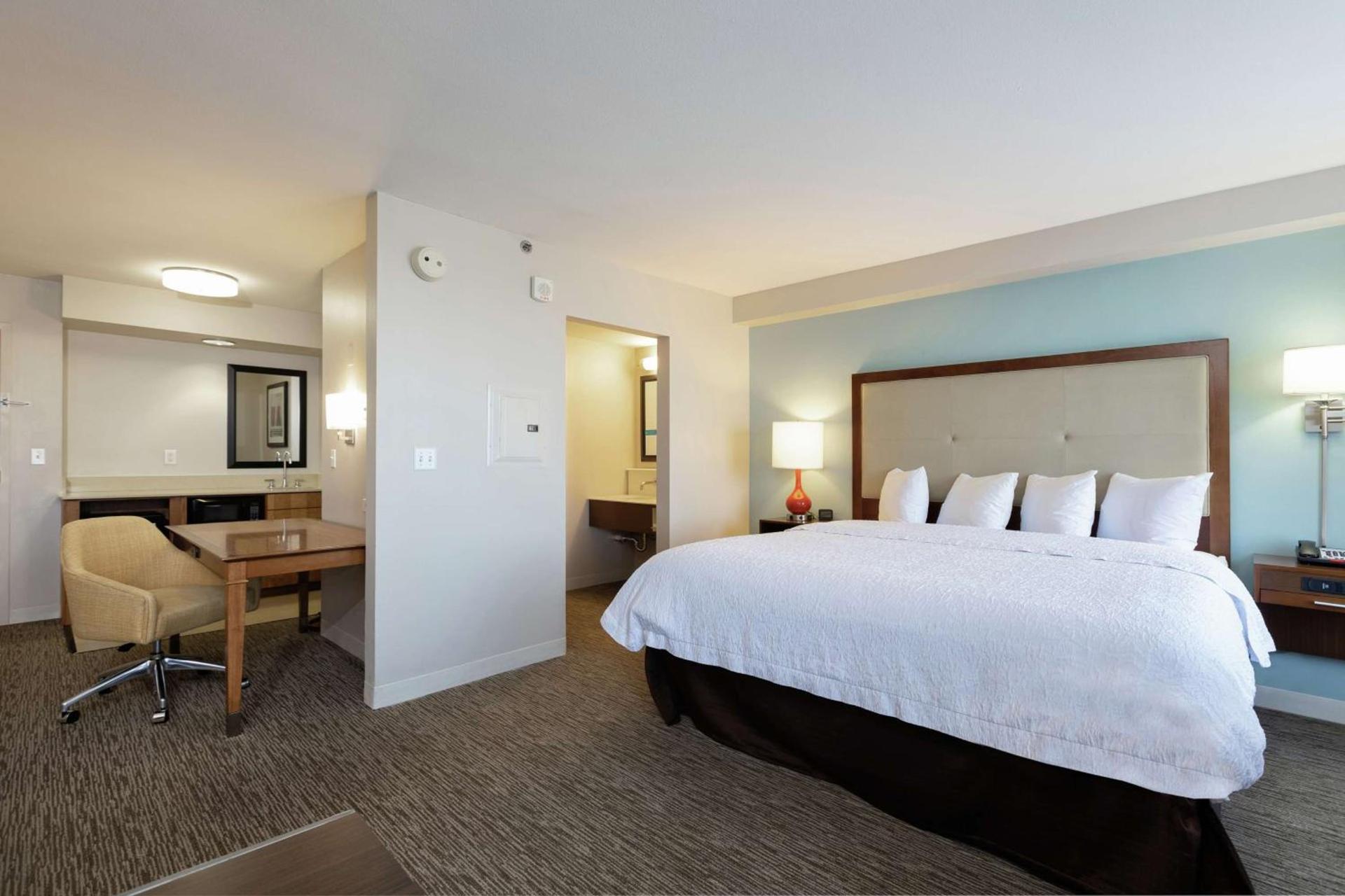 Hampton Inn & Suites-Austin Airport photo 23