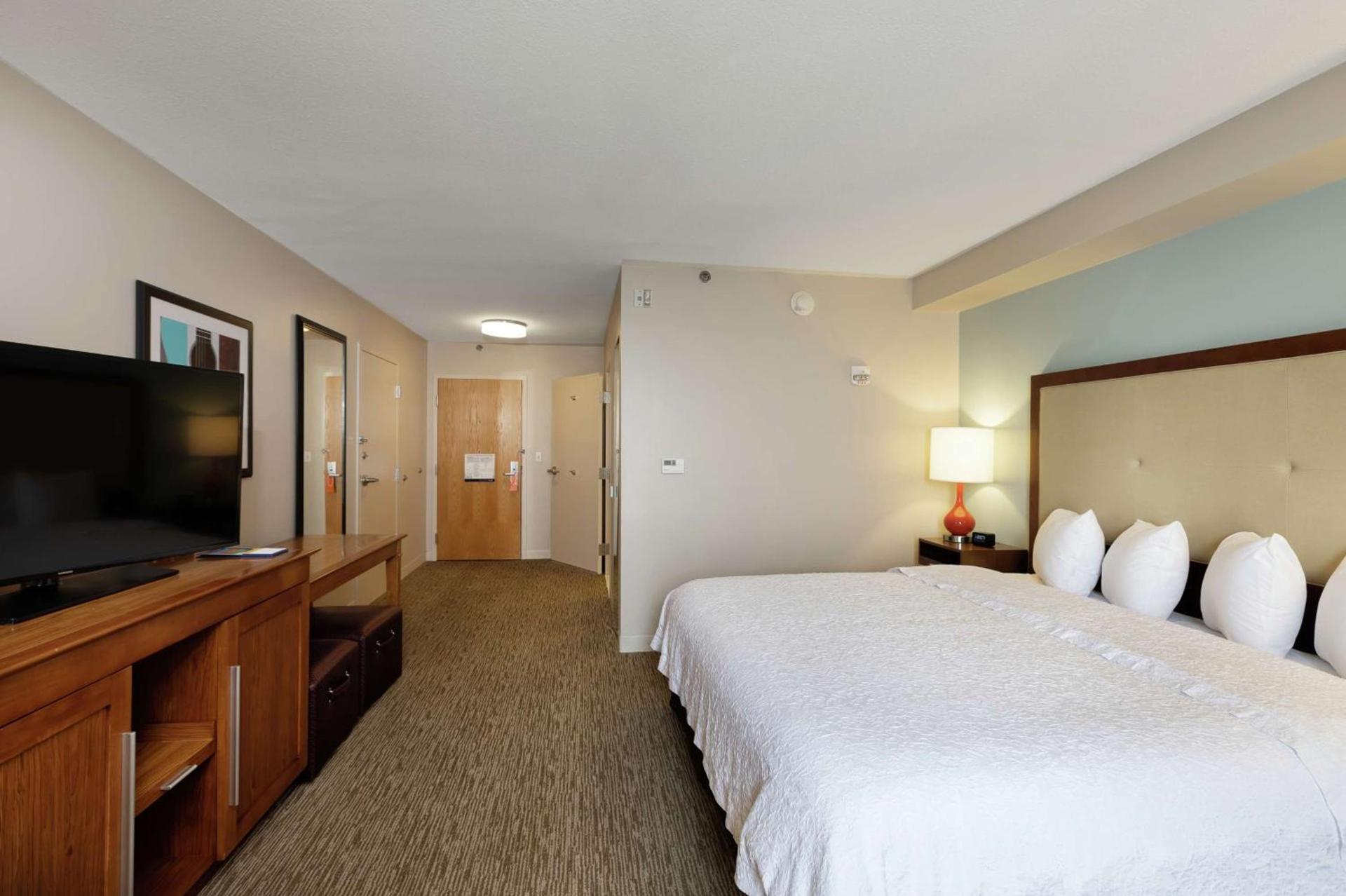 Hampton Inn & Suites-Austin Airport photo 33
