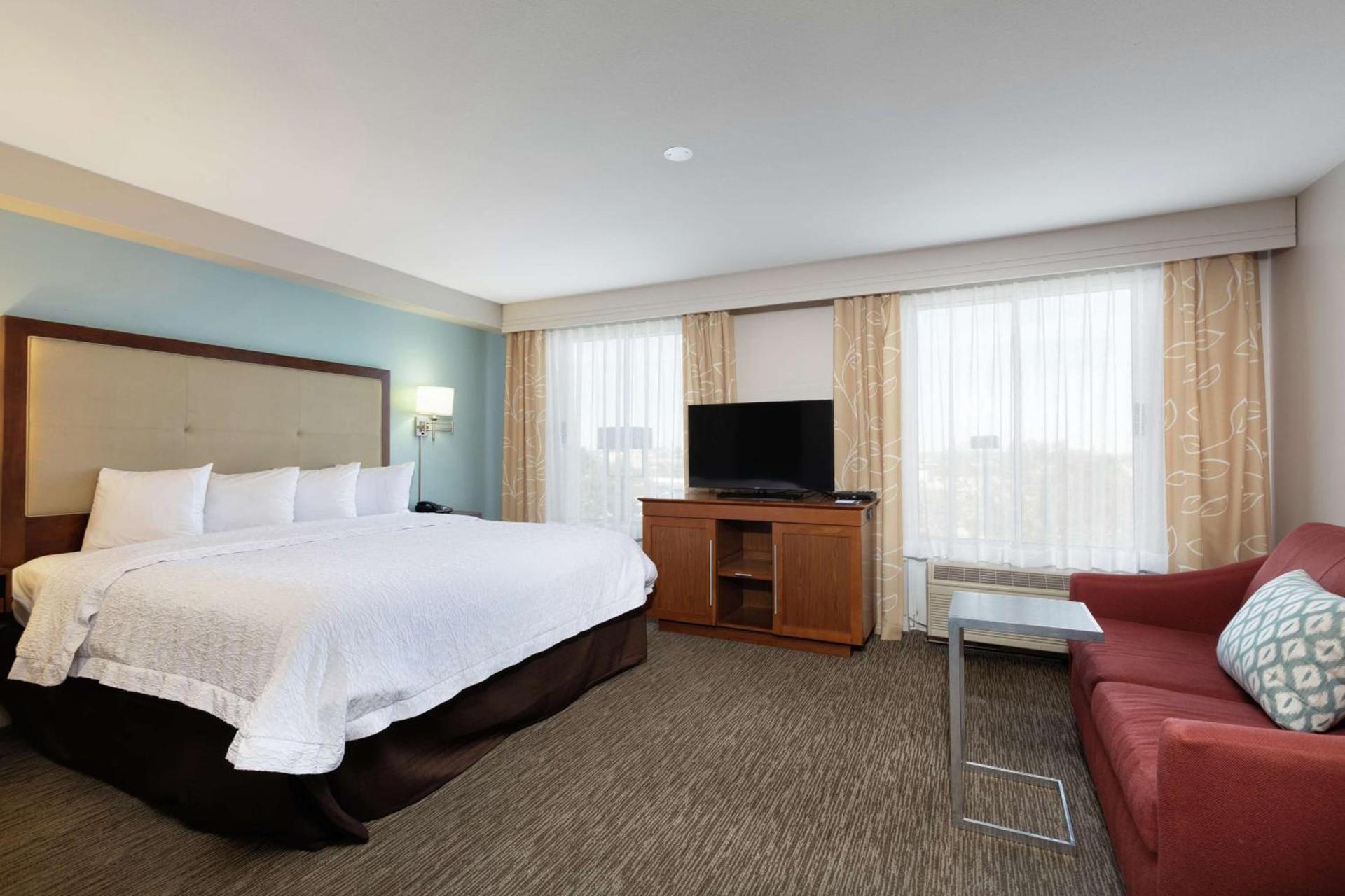 Hampton Inn & Suites-Austin Airport photo 36