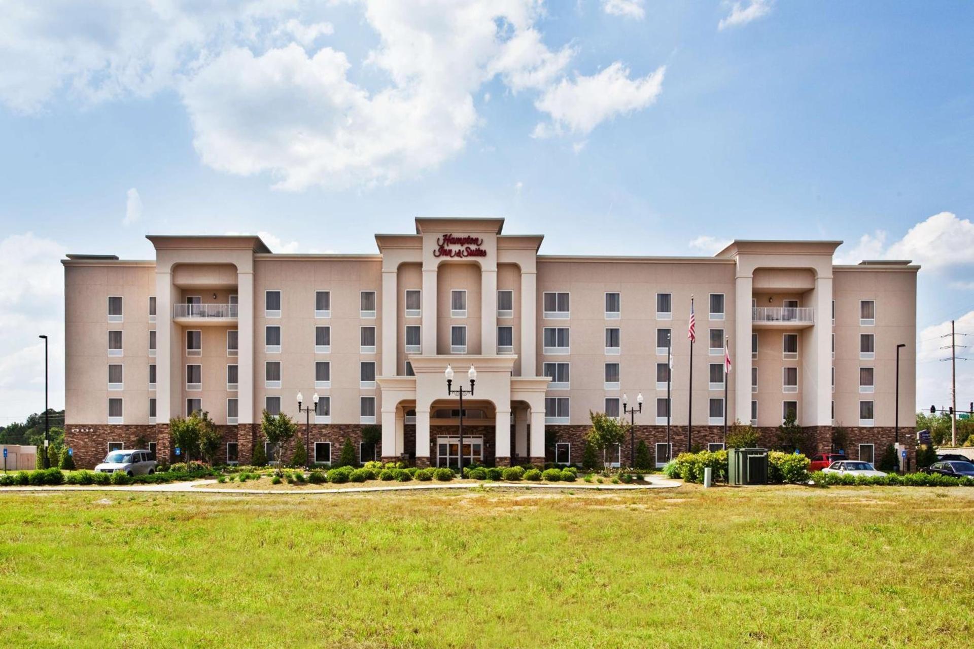 Hampton Inn & Suites Lanett/West Point photo 3