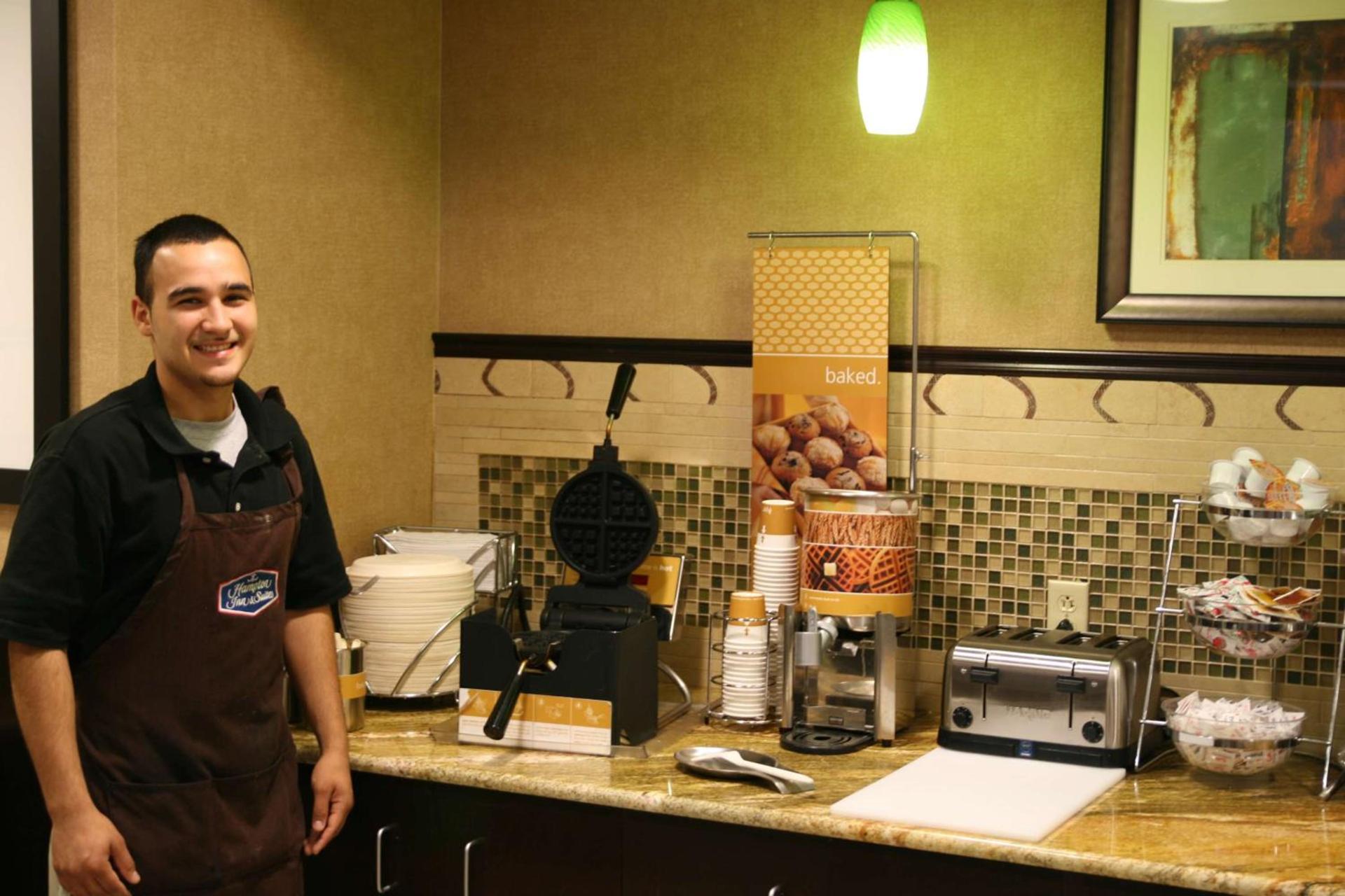Hampton Inn and Suites Austin - Lakeway photo 12