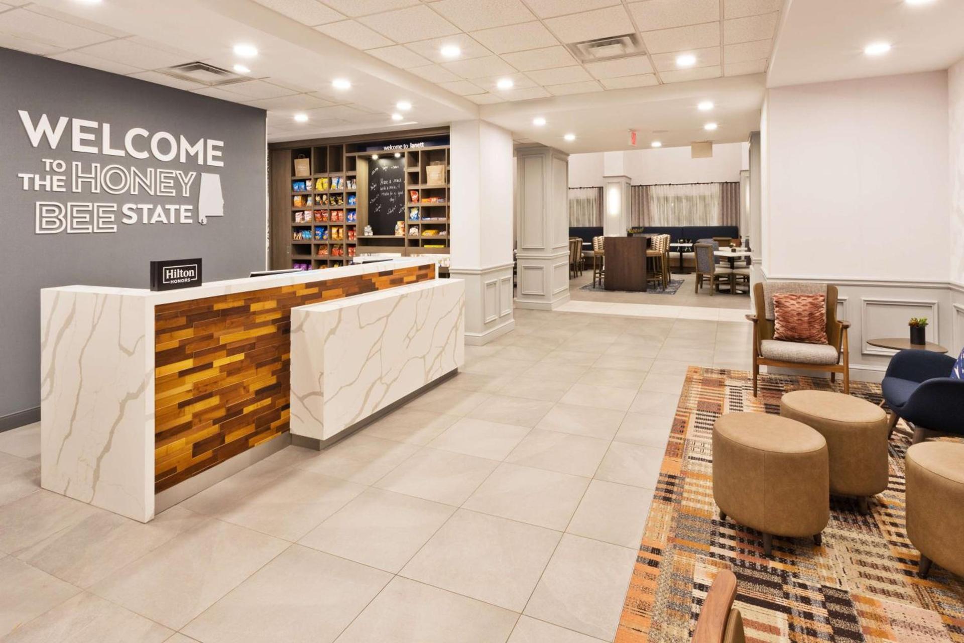 Hampton Inn & Suites Lanett/West Point photo 11