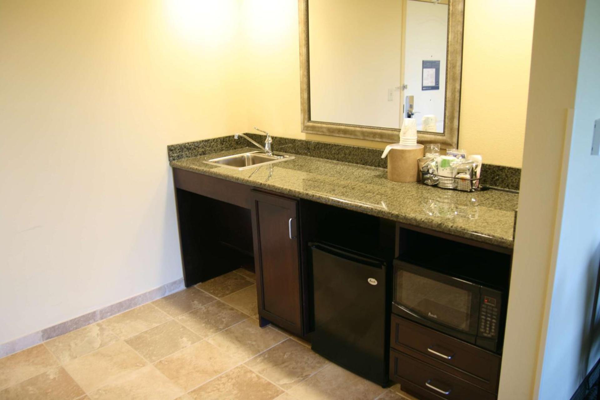 Hampton Inn and Suites Austin - Lakeway photo 39