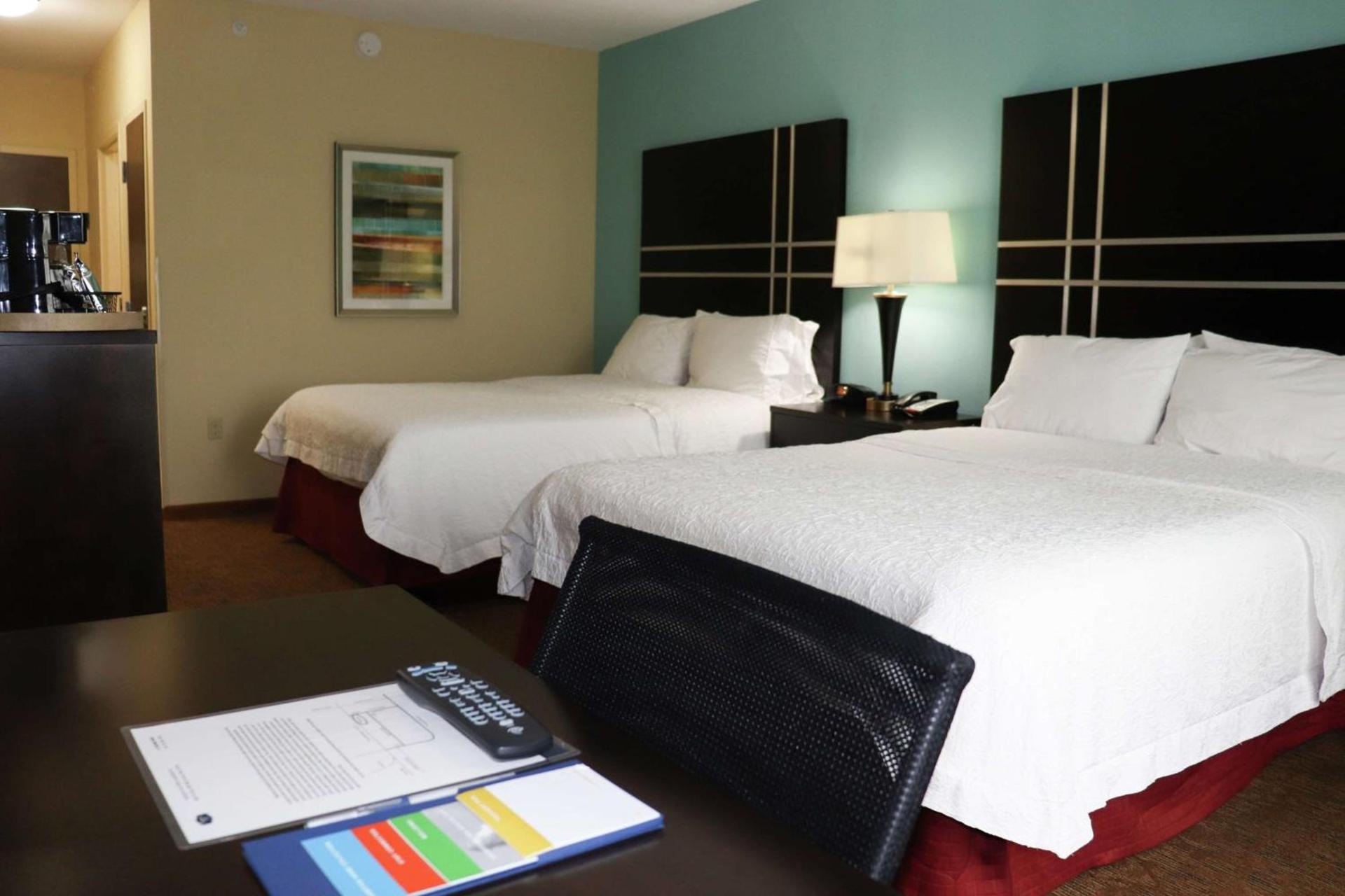 Hampton Inn Austin Oak Hill photo 12