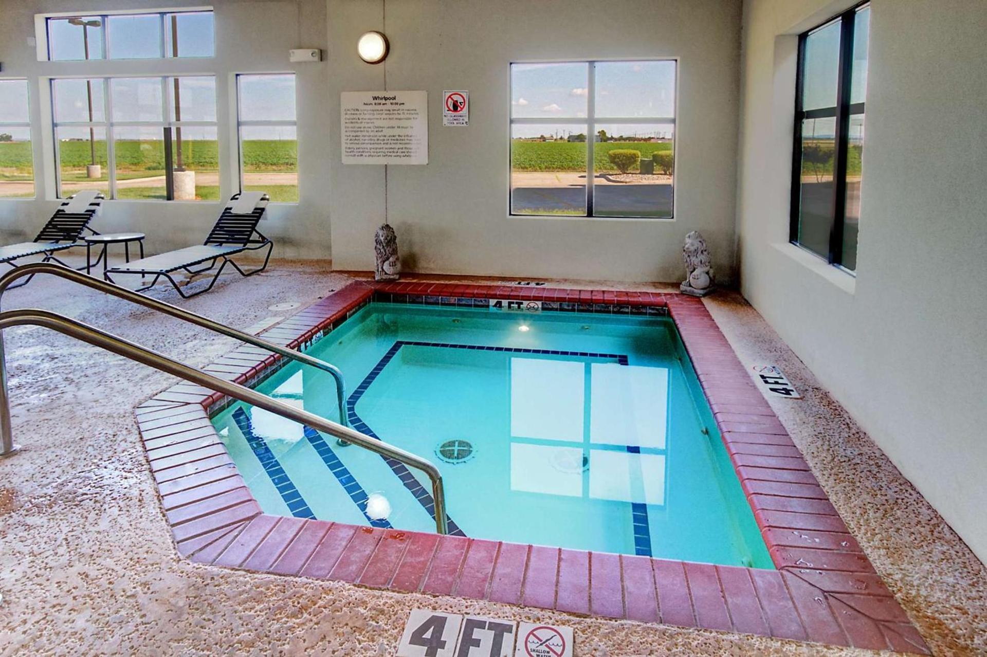 Hampton Inn & Suites Altus photo 6
