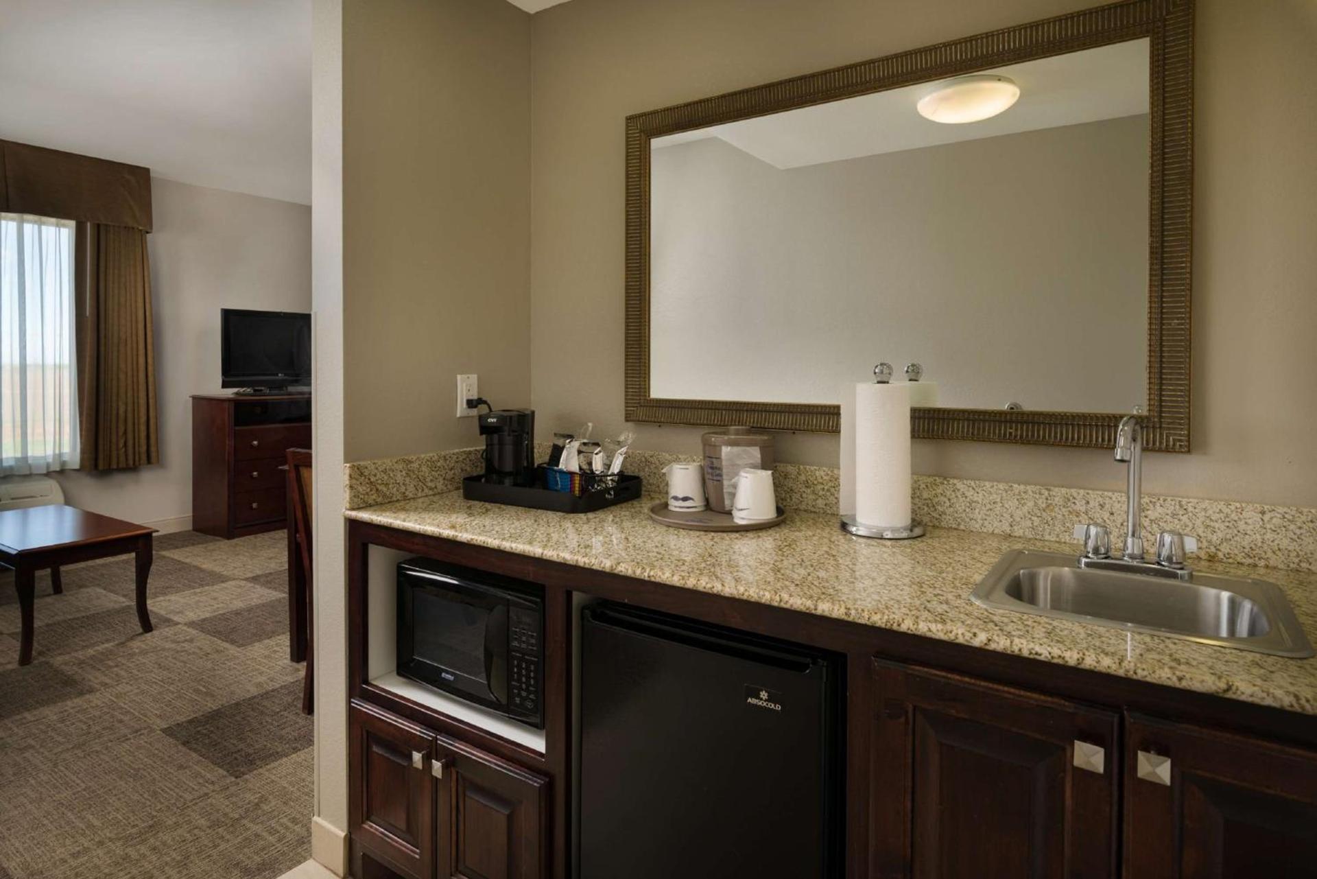 Hampton Inn & Suites Altus photo 24