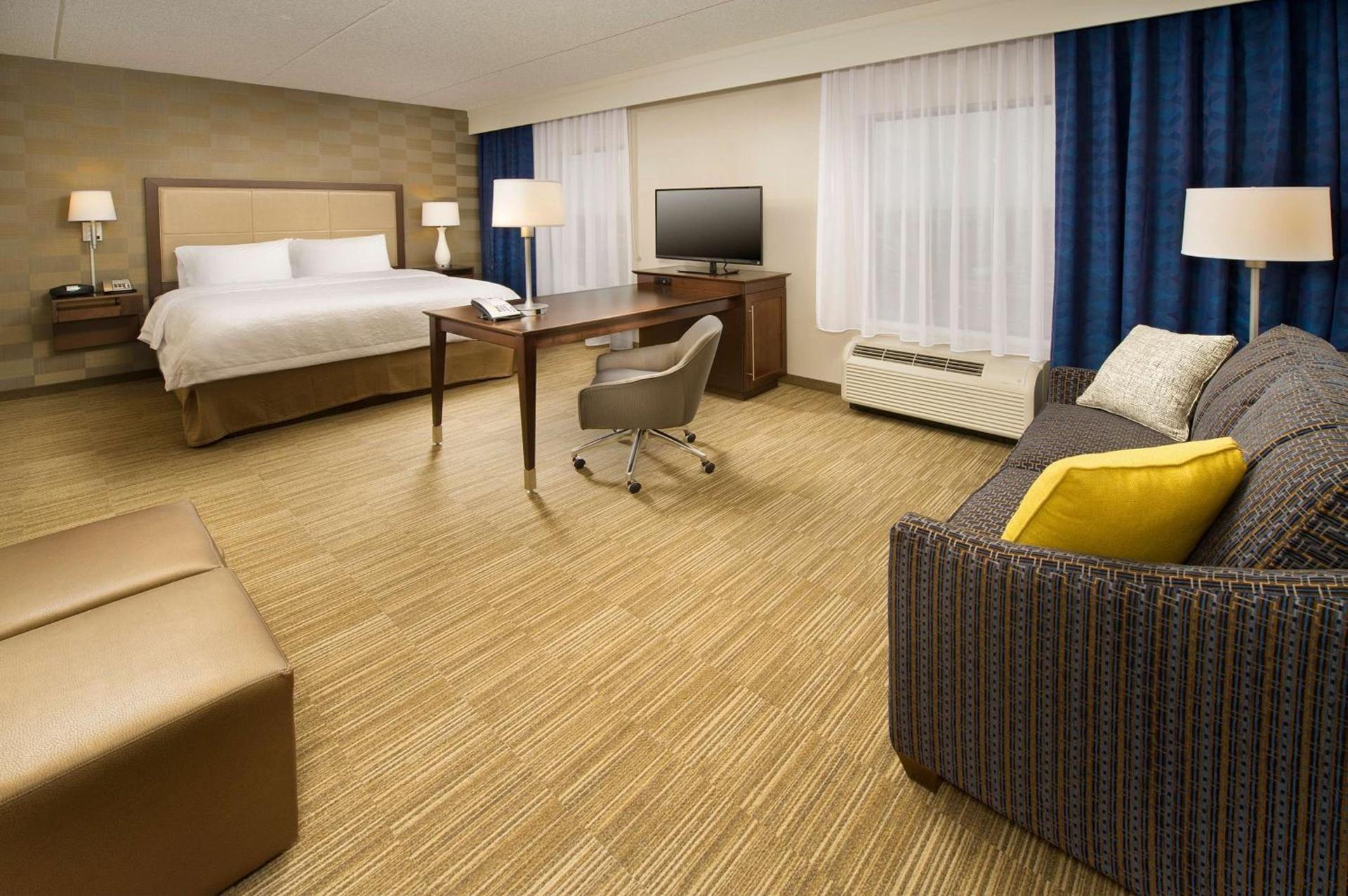 Hampton Inn & Suites Baltimore/Woodlawn photo 4