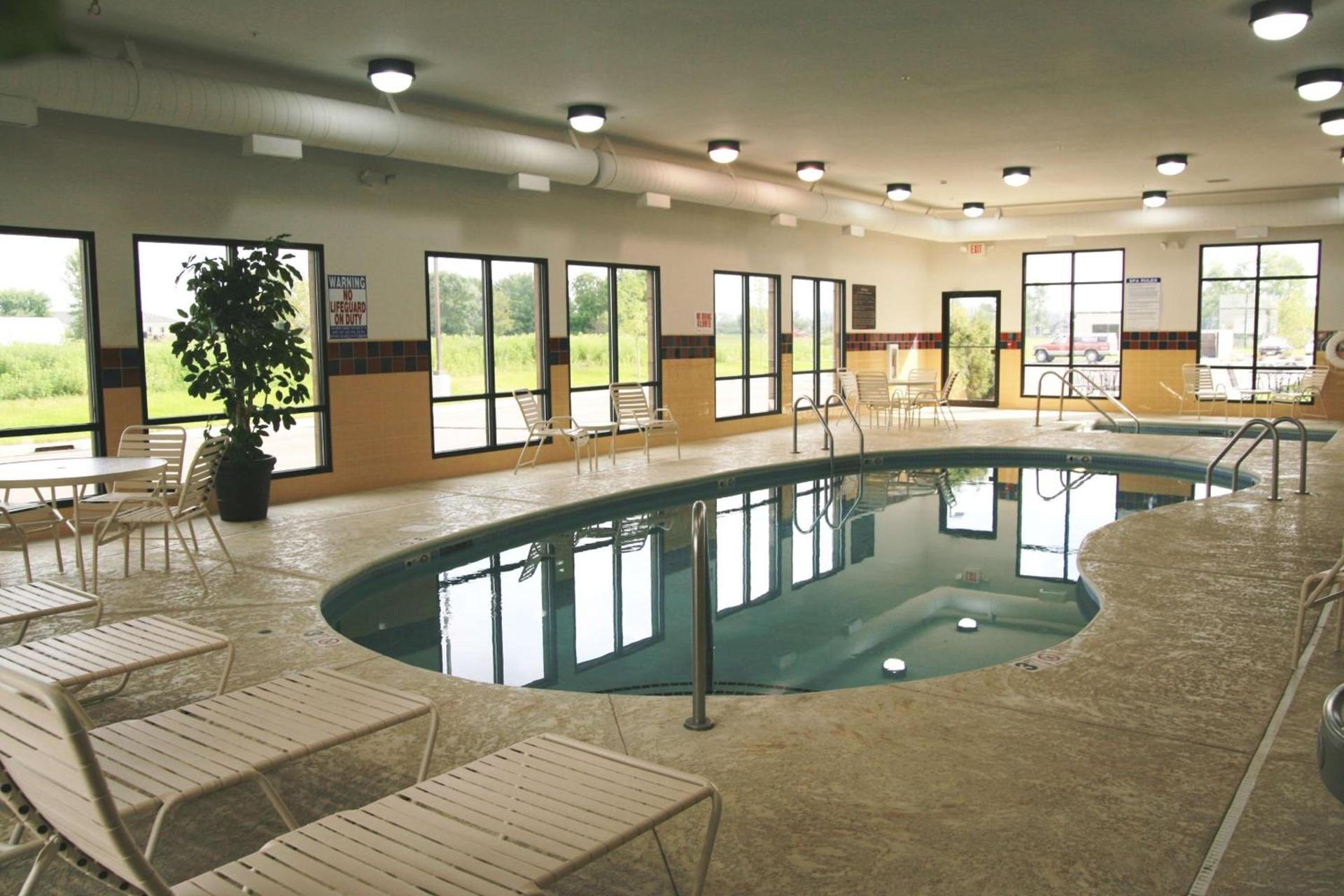 Hampton Inn and Suites Alexandria photo 6