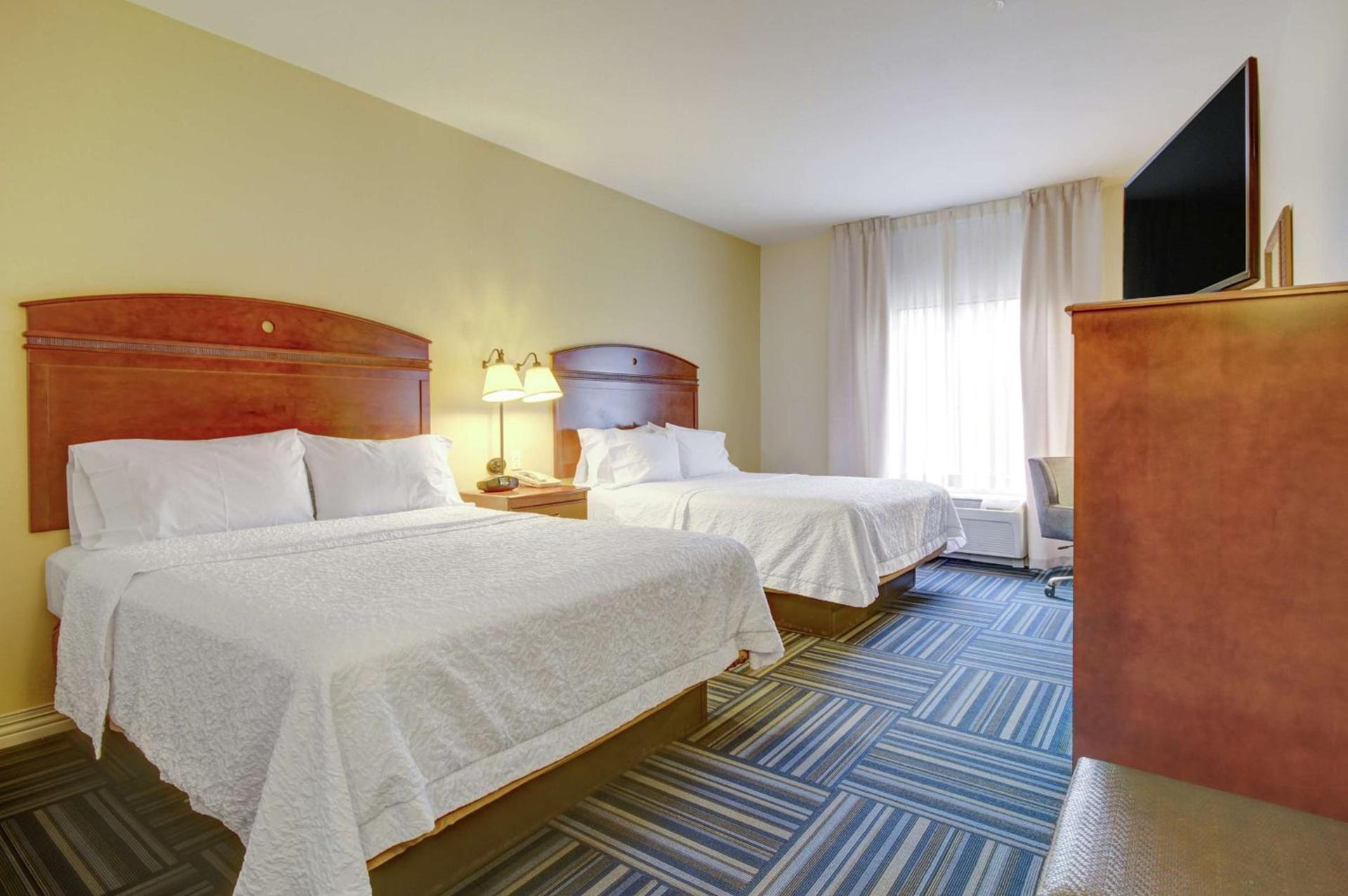 Hampton Inn and Suites Alexandria photo 33