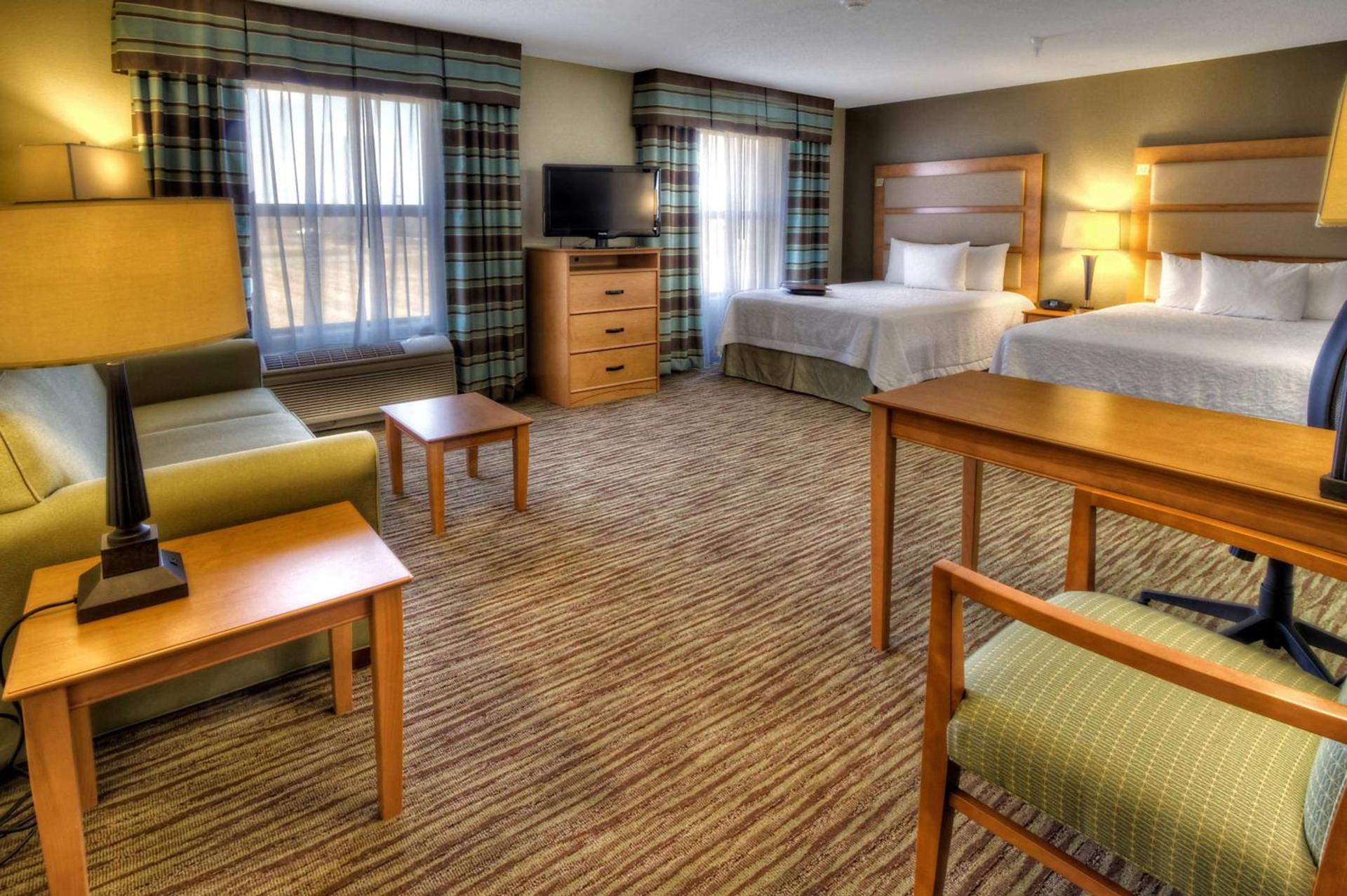 Hampton Inn & Suites Kalamazoo-Oshtemo photo 28