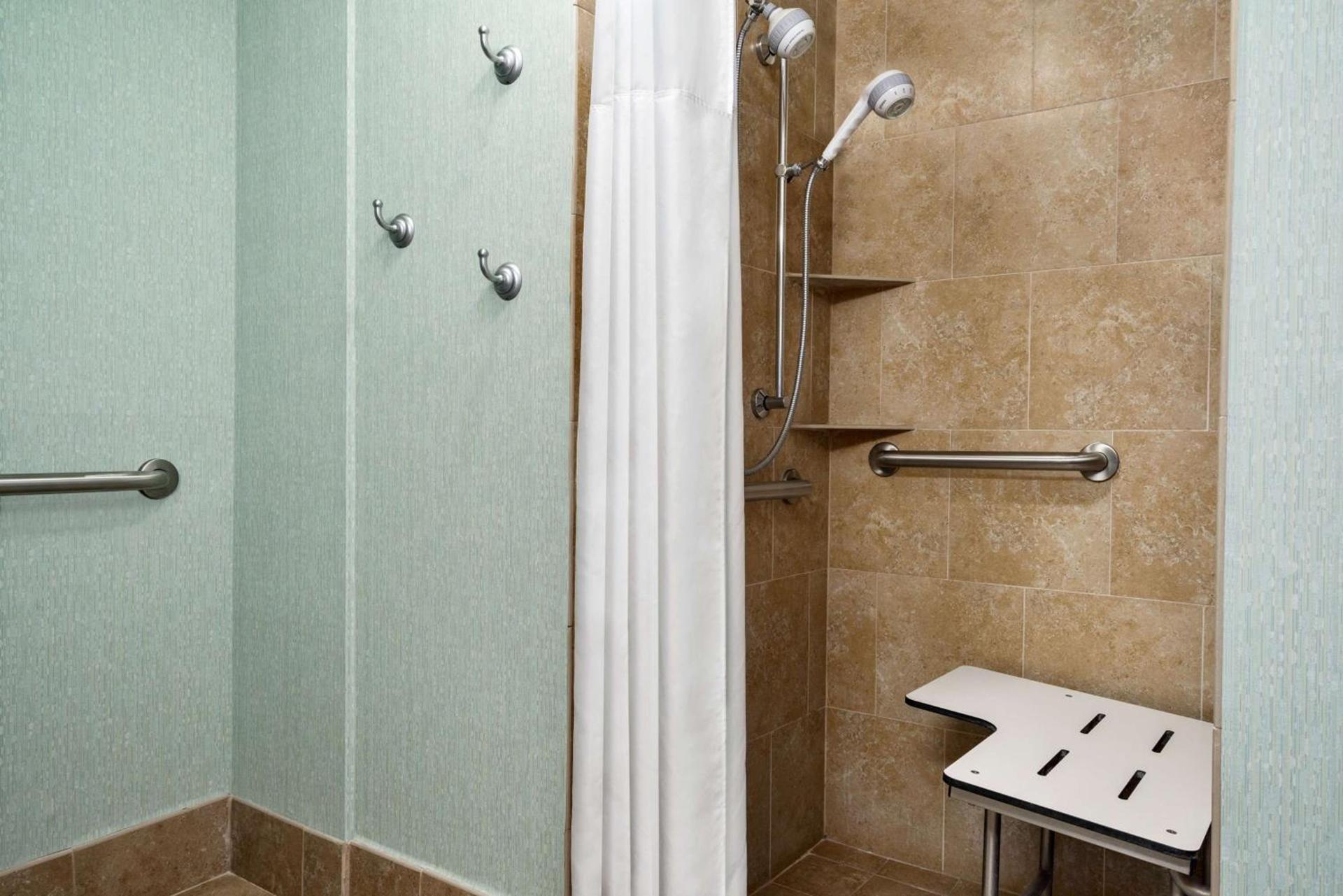 Hampton Inn & Suites Bluffton-Sun City photo 20