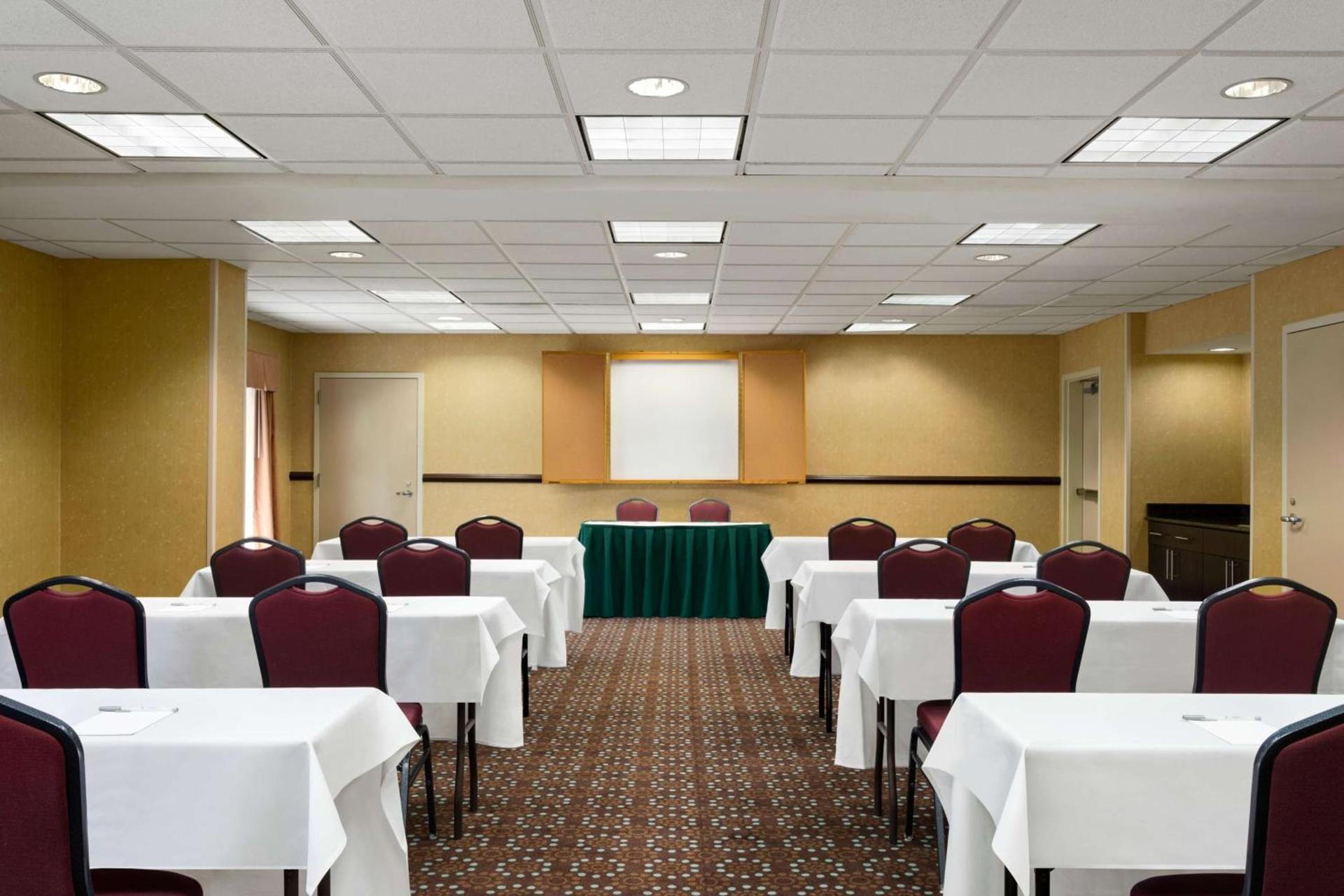 Hampton Inn & Suites Bluffton-Sun City photo 32