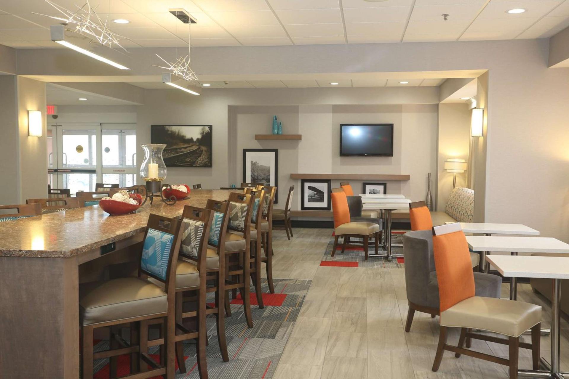 Hampton Inn Owego photo 5