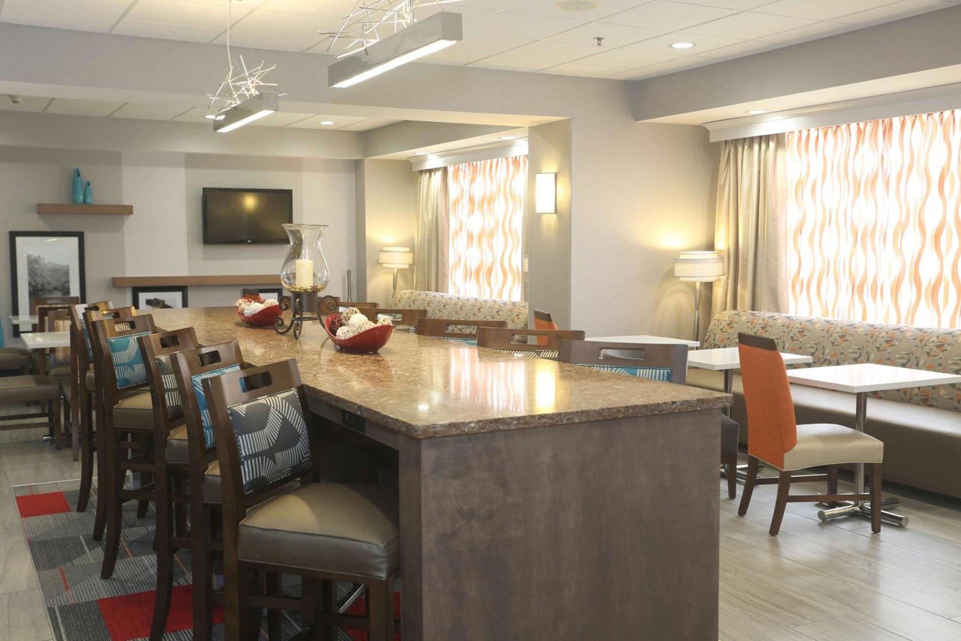 Hampton Inn Owego photo 6