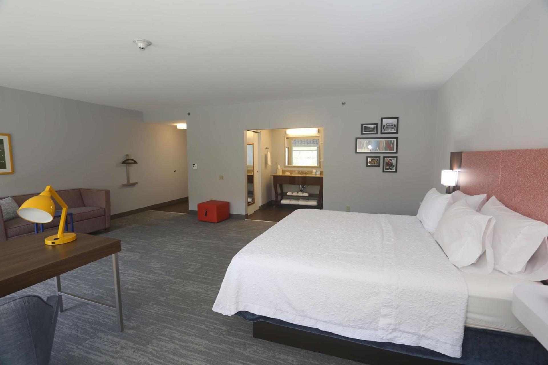 Hampton Inn Owego photo 15