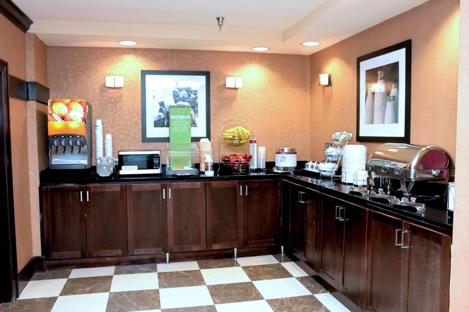 Hampton Inn & Suites Birmingham-Pelham - I-65 photo 11