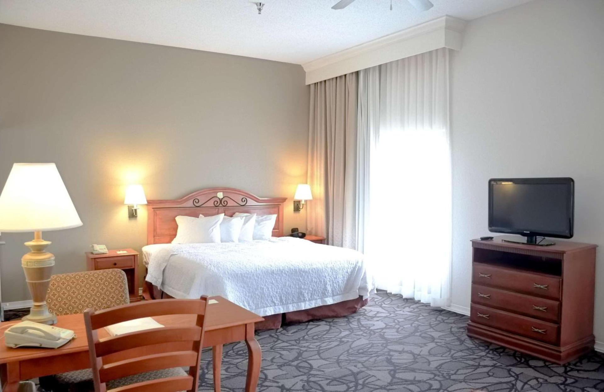 Hampton Inn & Suites Birmingham-Pelham - I-65 photo 21
