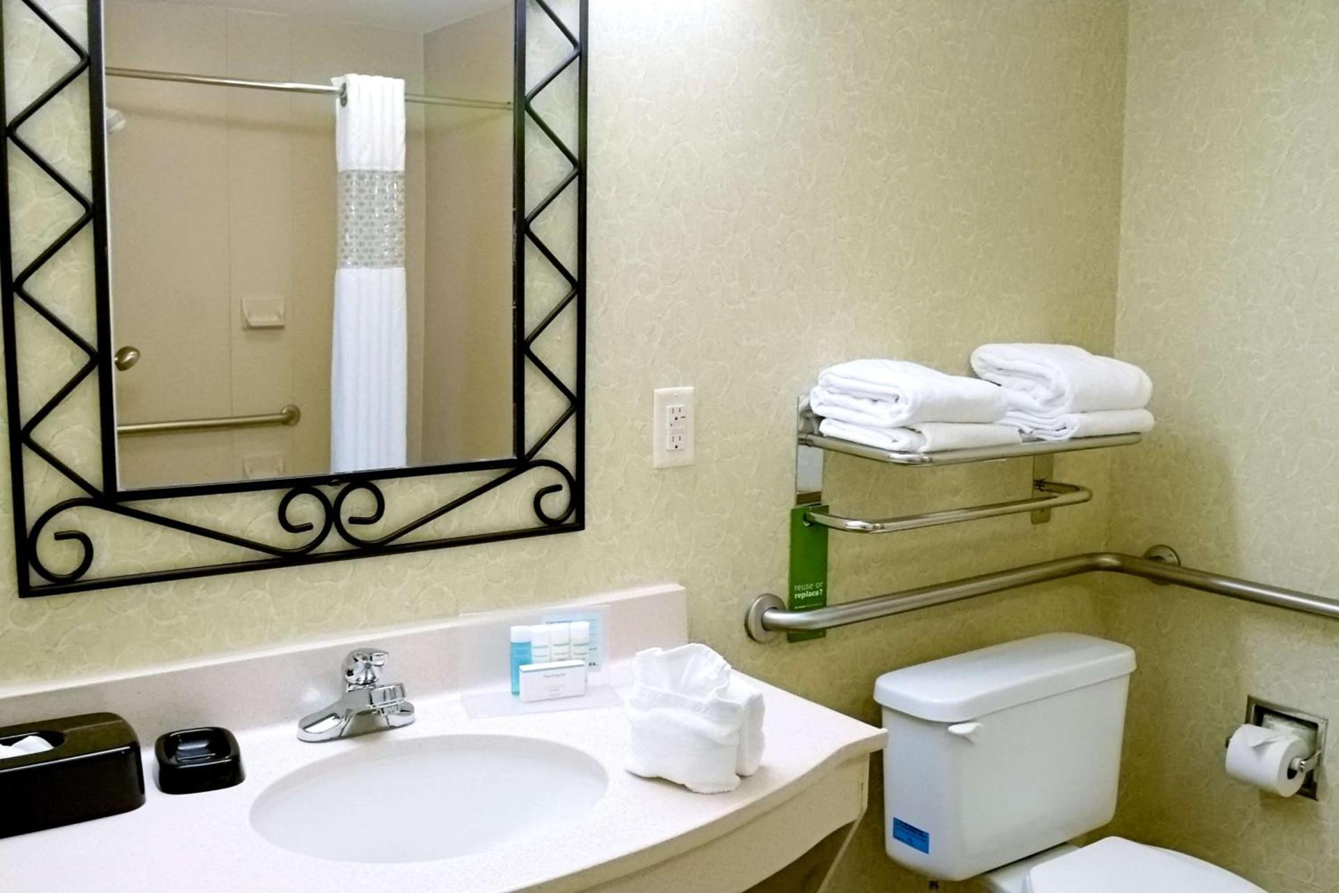 Hampton Inn & Suites Birmingham-Pelham - I-65 photo 25