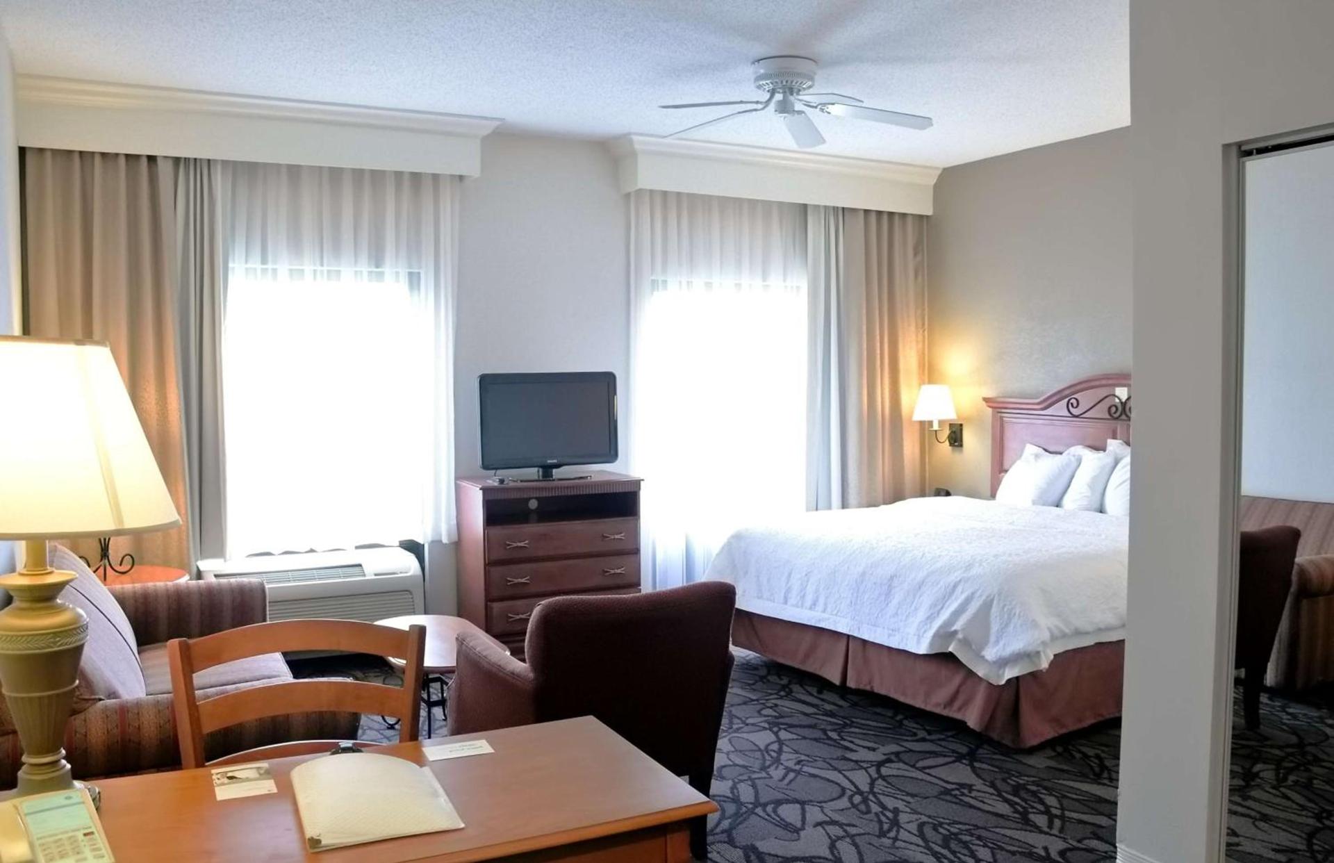 Hampton Inn & Suites Birmingham-Pelham - I-65 photo 34