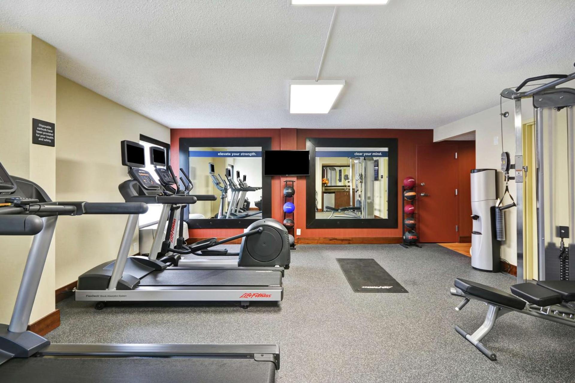 Hampton Inn Birmingham/Mountain Brook photo 24