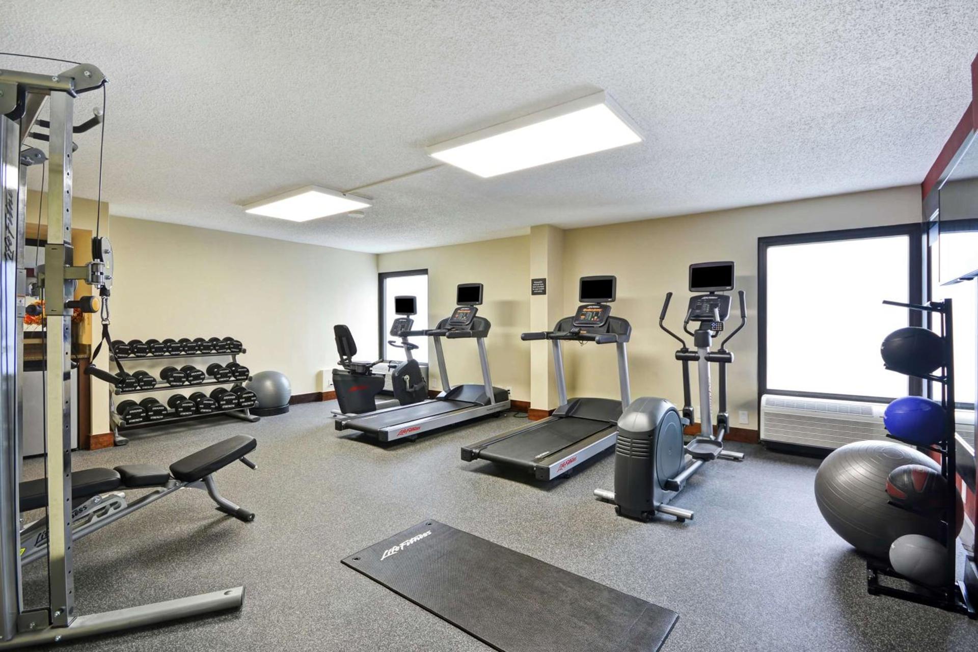 Hampton Inn Birmingham/Mountain Brook photo 27