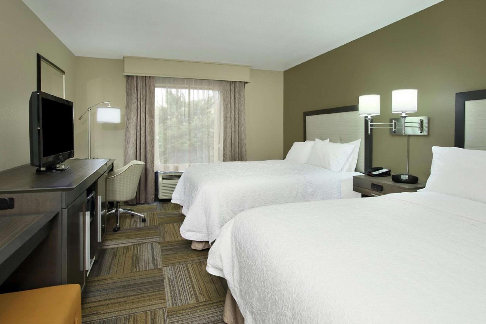 Hampton Inn Jasper, AL photo 13