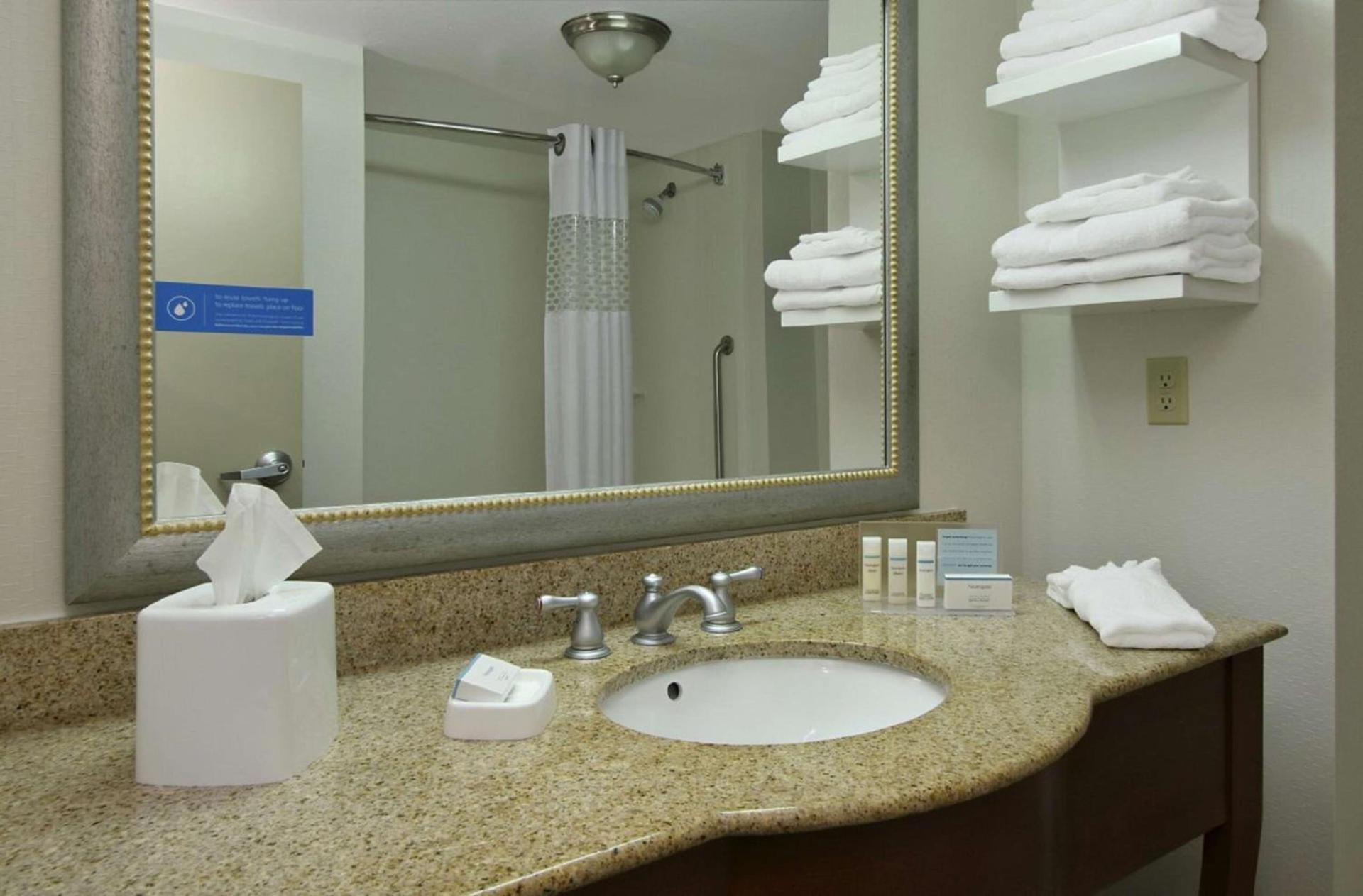 Hampton Inn Jasper, AL photo 12