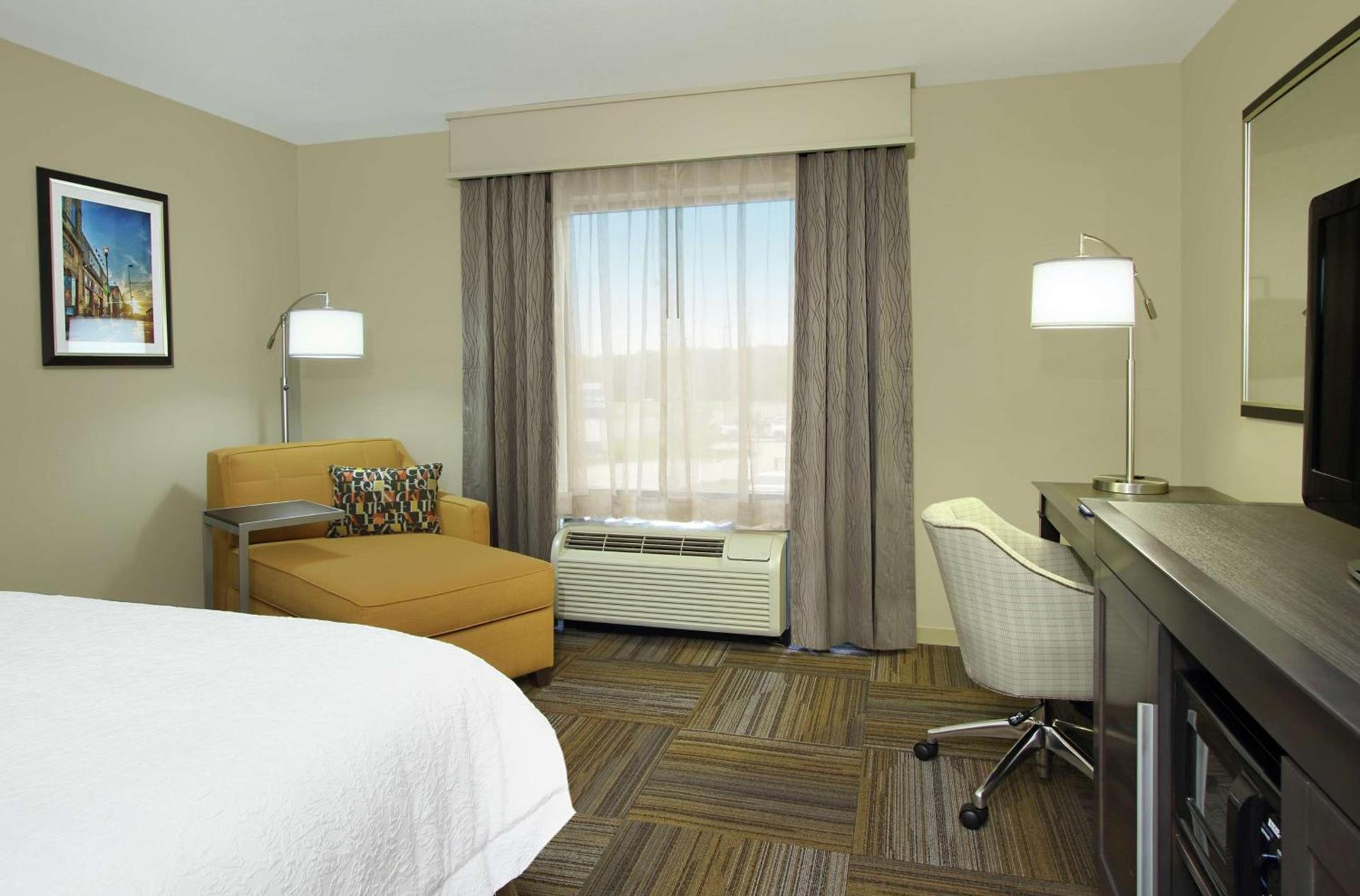 Hampton Inn Jasper, AL photo 29
