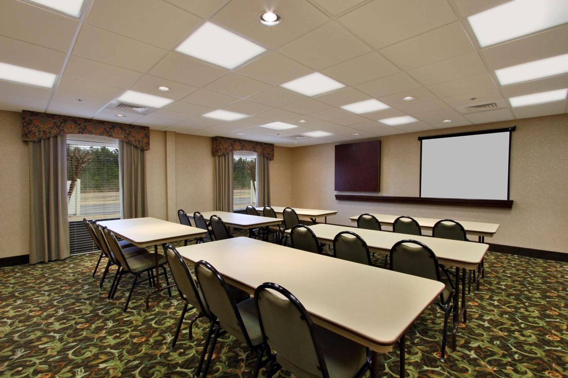 Hampton Inn Jasper, AL photo 36