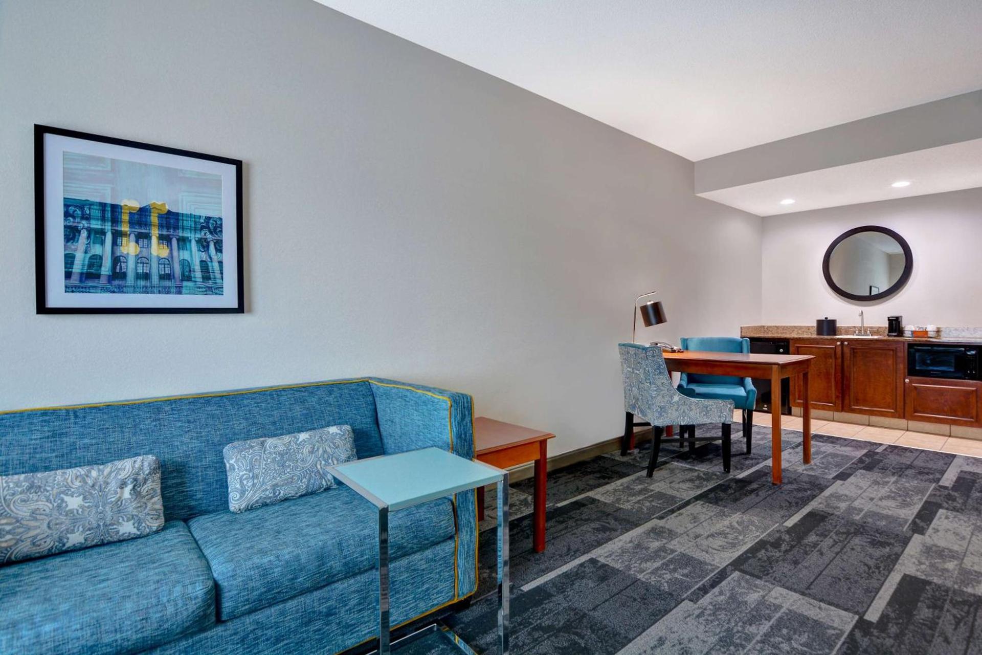 Hampton Inn & Suites Birmingham-Hoover-Galleria photo 41
