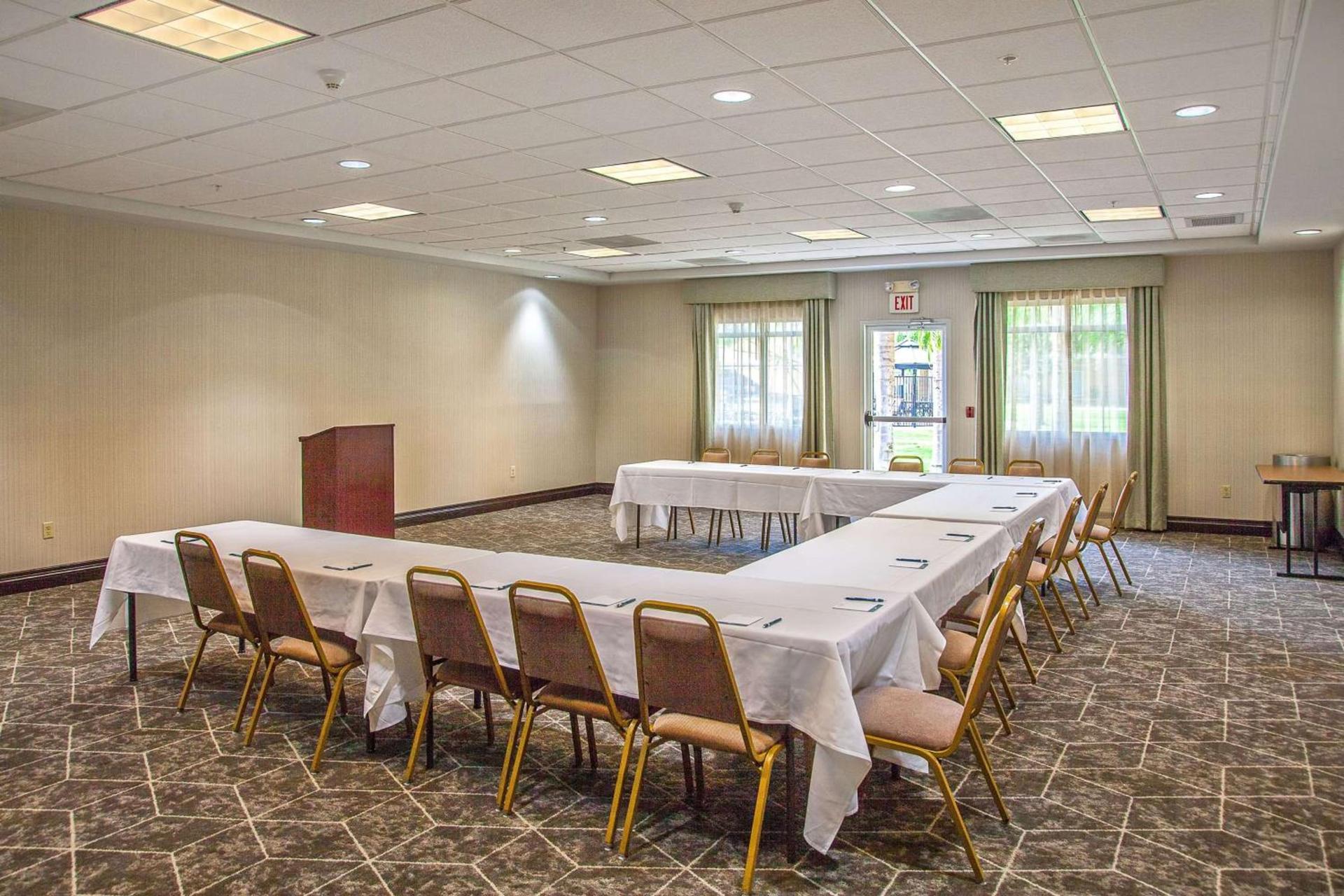 Homewood Suites Bakersfield photo 37