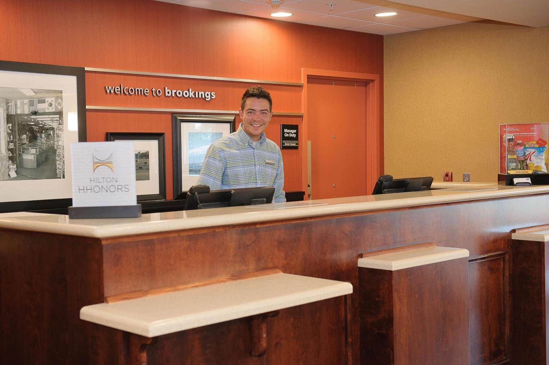 Hampton Inn & Suites Brookings photo 6